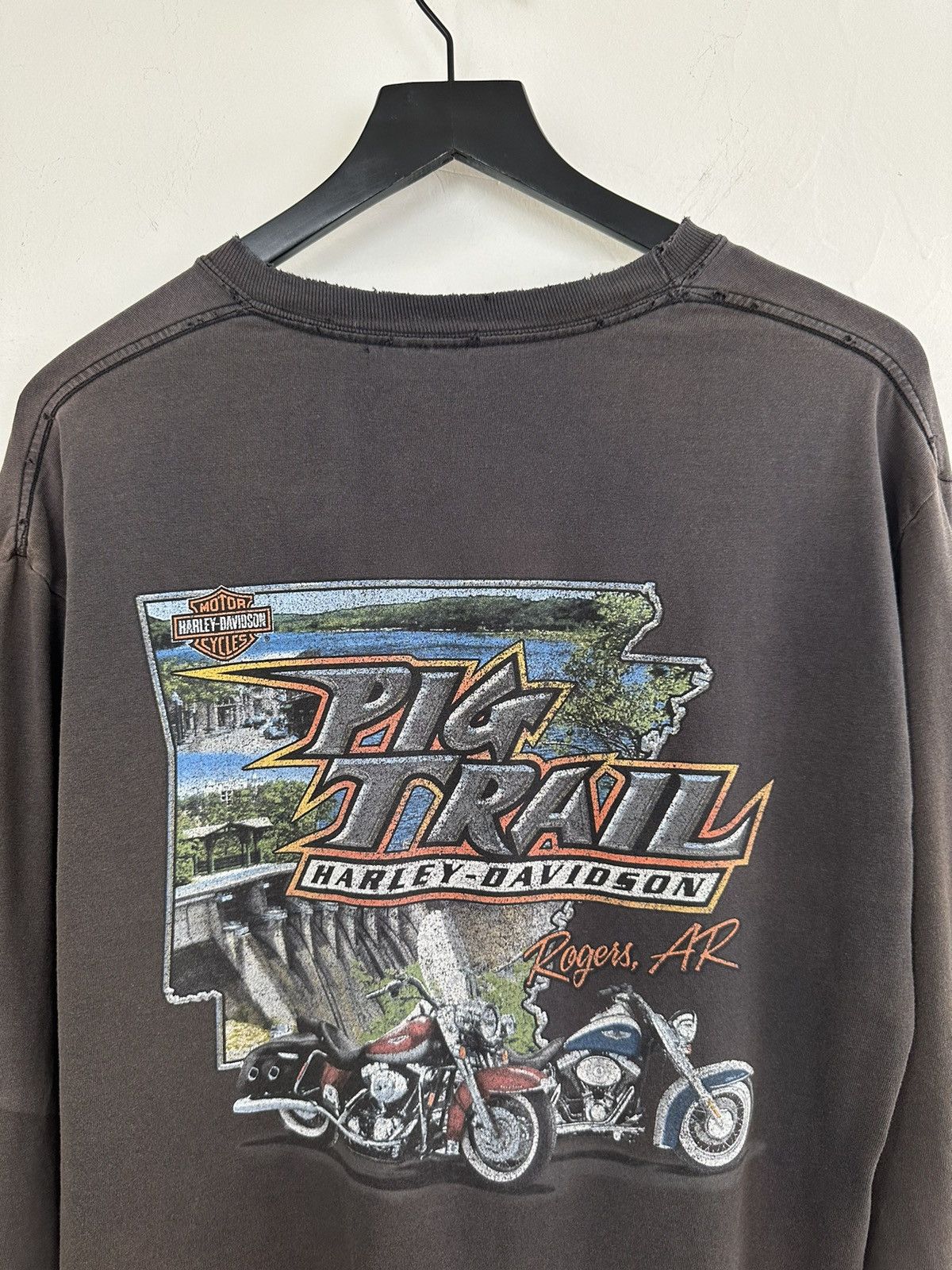 Harley Davidson (L) THRASHED & FADED Flames Black Harley Davidson Longsleeve Size US L / EU 52-54 / 3 - 12 Thumbnail