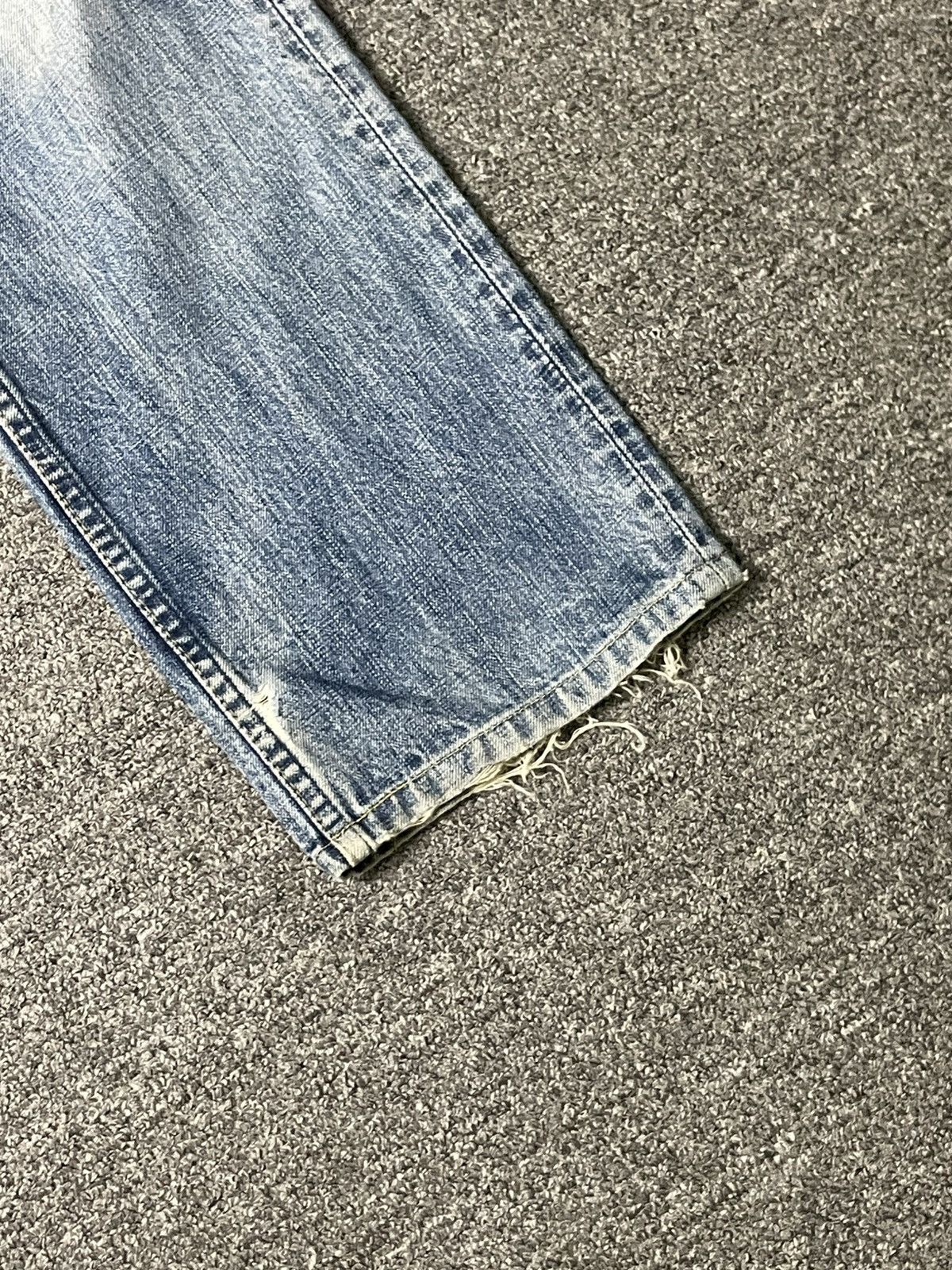 Levi's × Vintage LEVIS Distressed Denim Ripped Jeans (83) Size US 30 / EU 46 - 5 Thumbnail