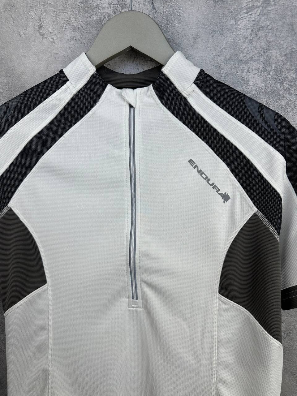 Other Endura Hummvee Cycling Jersey SS Breathable Bike Top Size L / US 10 / IT 46 - 4 Thumbnail