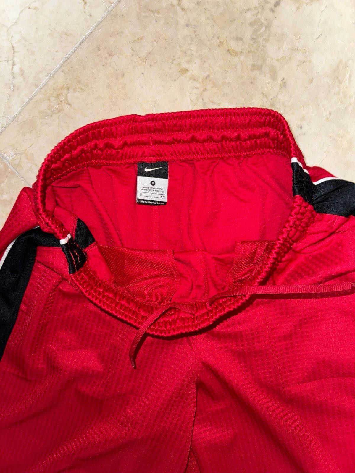 Nike Nike VNTG Men’s Athletic Fit Shorts Mesh Polyester Y2K EUC Size US 30 / EU 46 - 4 Thumbnail