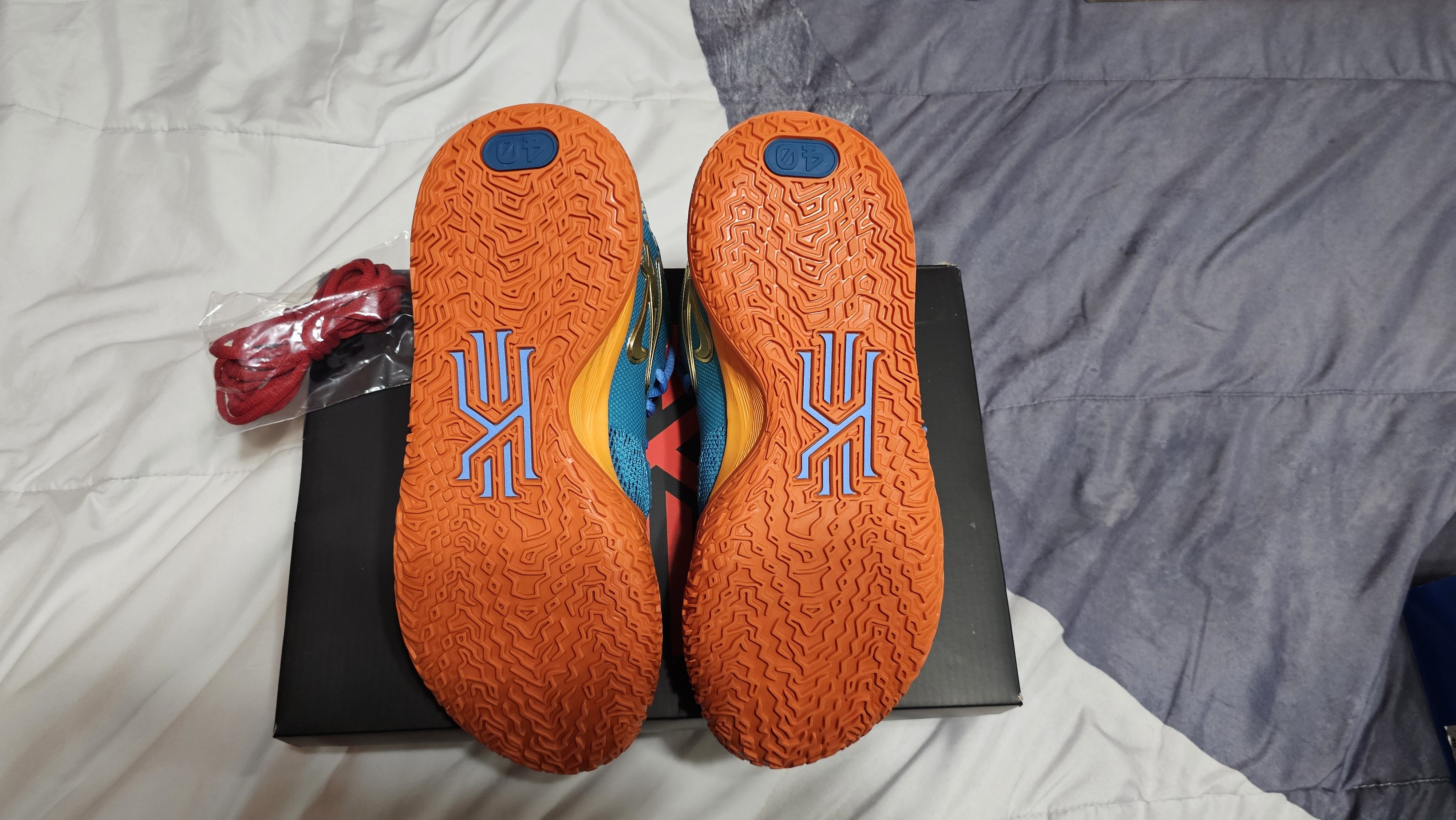 CNCPTS KYRIE 7 CNCPTS Size US 7 / EU 40 - 6 Thumbnail