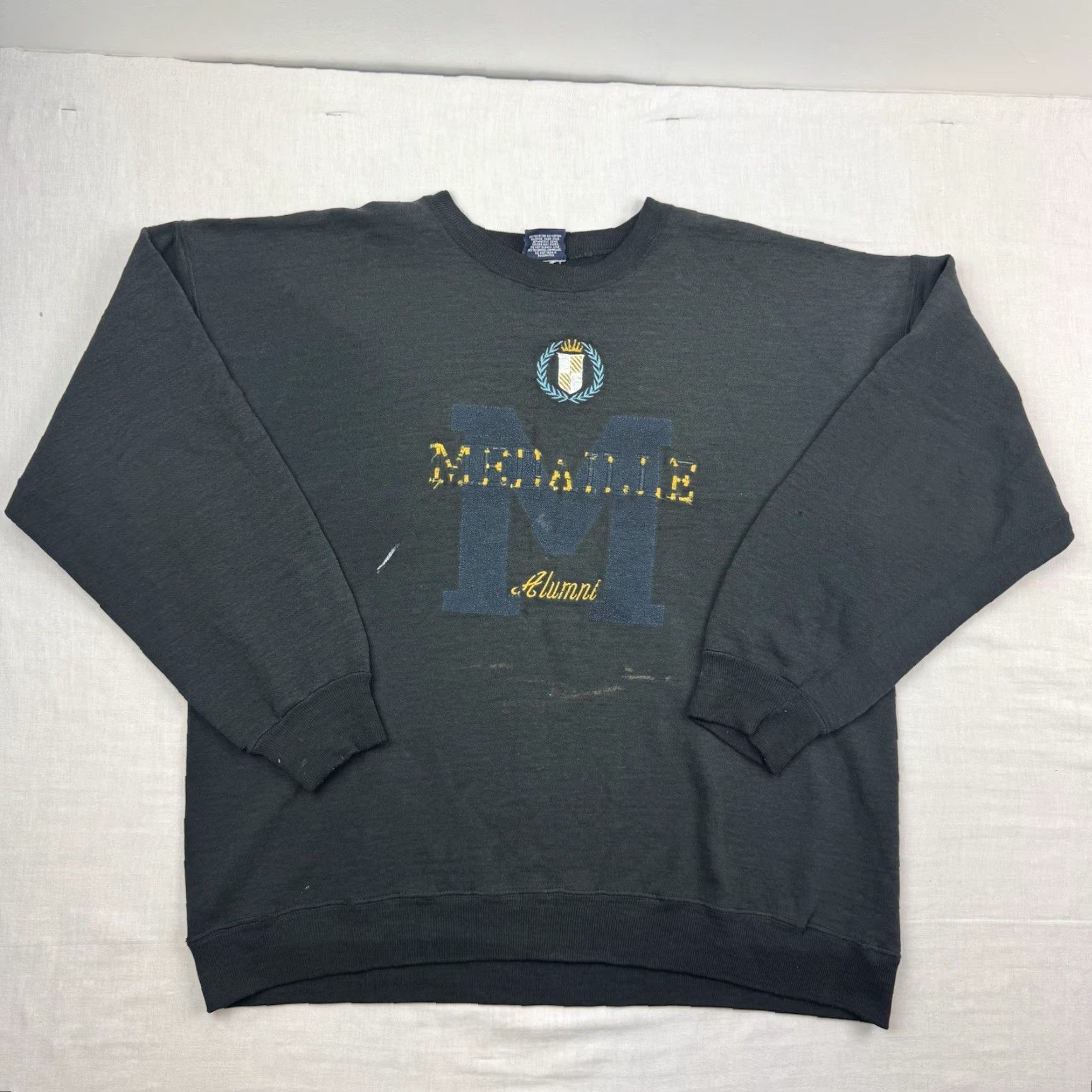 Jansport VINTAGE JanSport Medaille University Alumni Sweatshirt 90s Adult 2XL Black Thrashed Mens Size US XXL / EU 58 / 5 - 2 Thumbnail