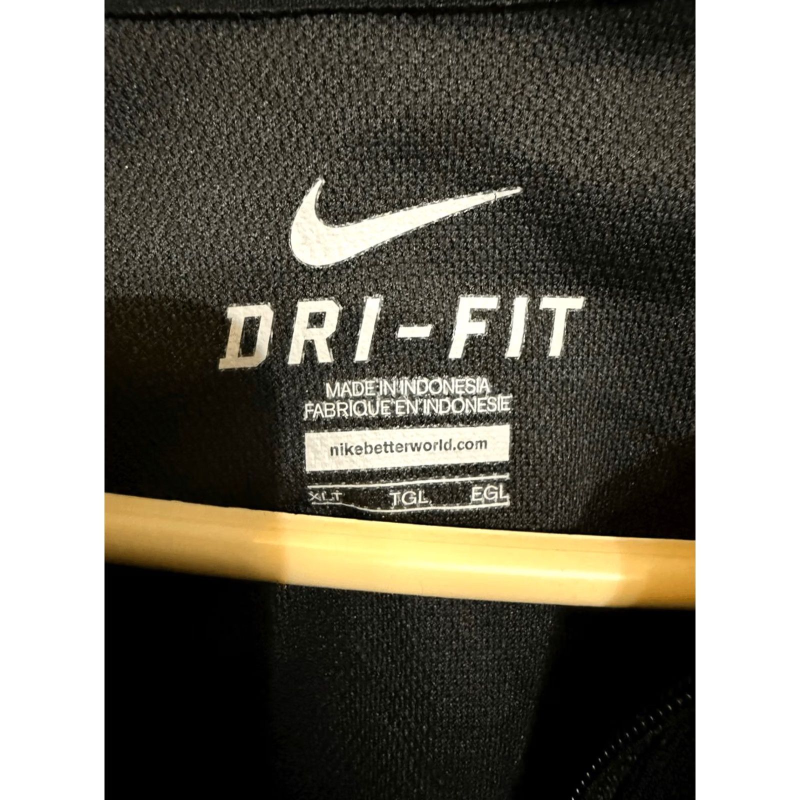 Nike Nike Dri-FIT Lightweight Long Sleeve Full Zip Jacket XLT Men Black Size US XL / EU 56 / 4 - 4 Thumbnail