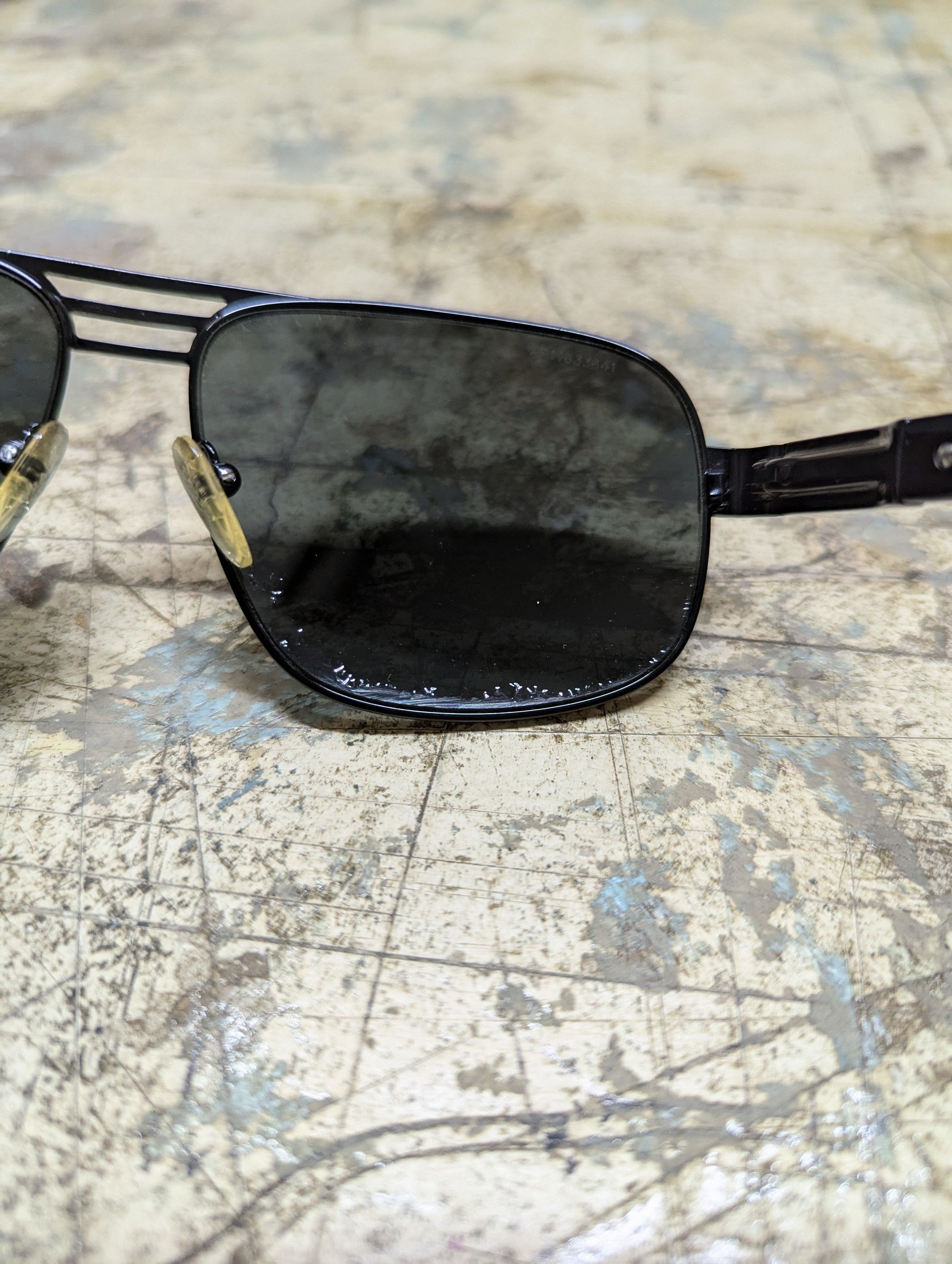 Prada 00s Prada Carbon Pattern Aviator Sunglasses Size ONE SIZE - 13 Thumbnail