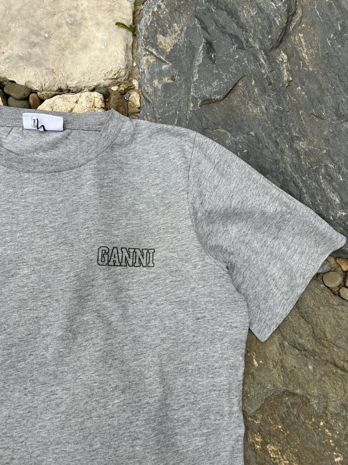 Designer × Ganni Ganni Software basic small chest logo grey tee t-shirt Size S / US 4 / IT 40 - 4 Thumbnail