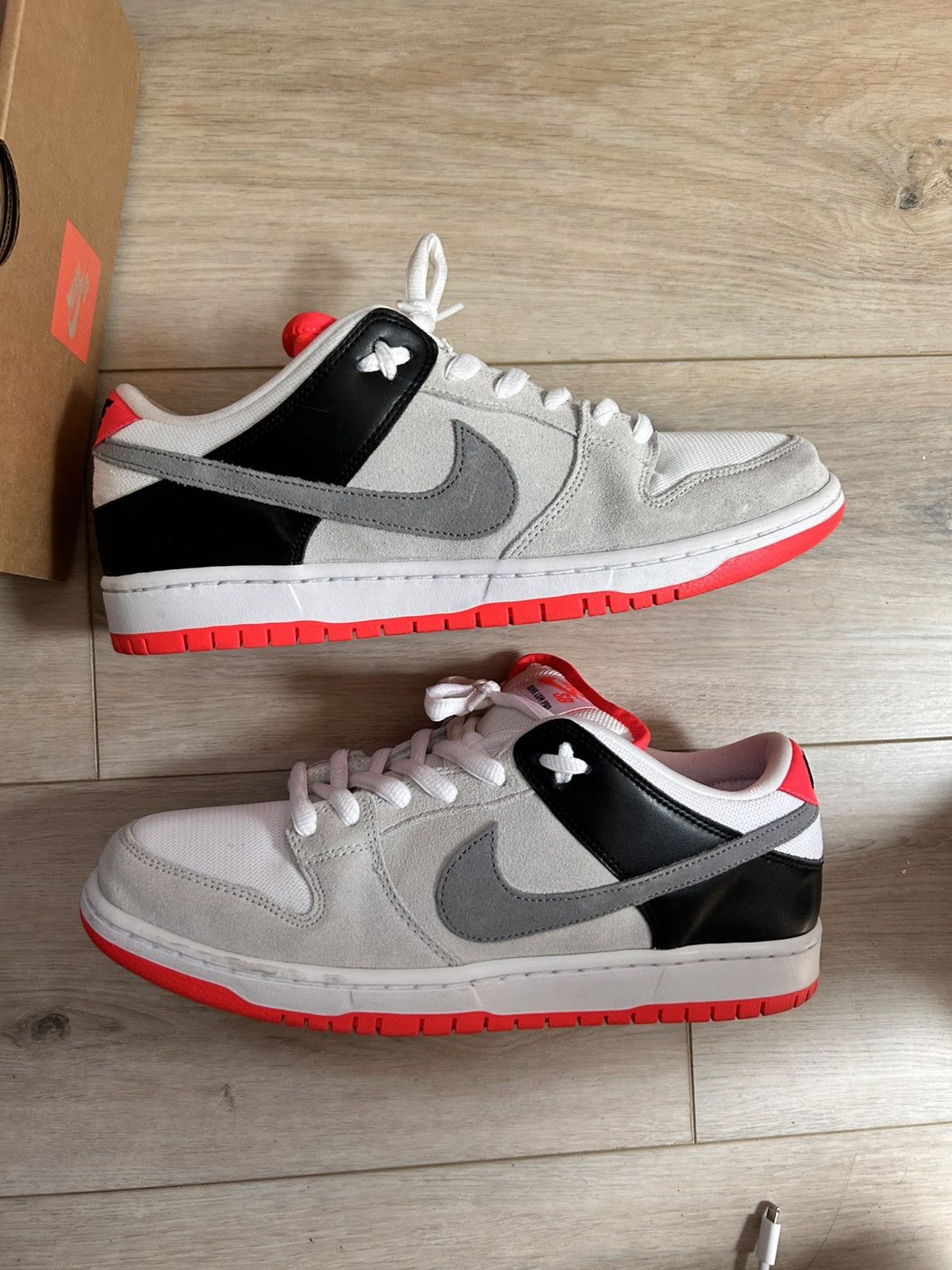 Nike Nike Dunk Low SB ‘AM 90 Infrared’ Size 10 Size US 10 / EU 43 - 1 Thumbnail