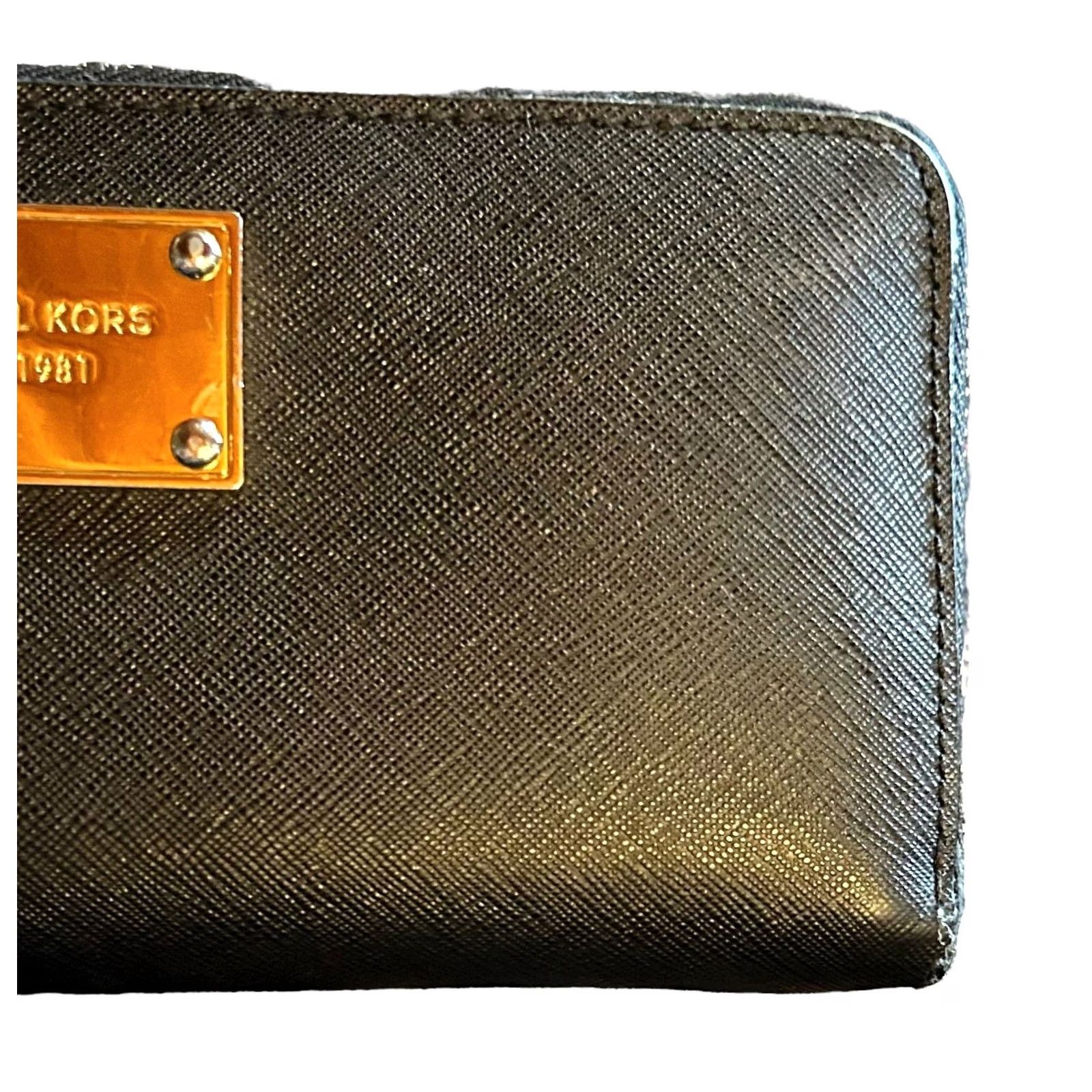Michael Kors Michael Kors Saffiano Jet Set Zip Around Wallet Black Leather Women's Zip-Around Credit Card/Cardholder Size ONE SIZE - 3 Thumbnail