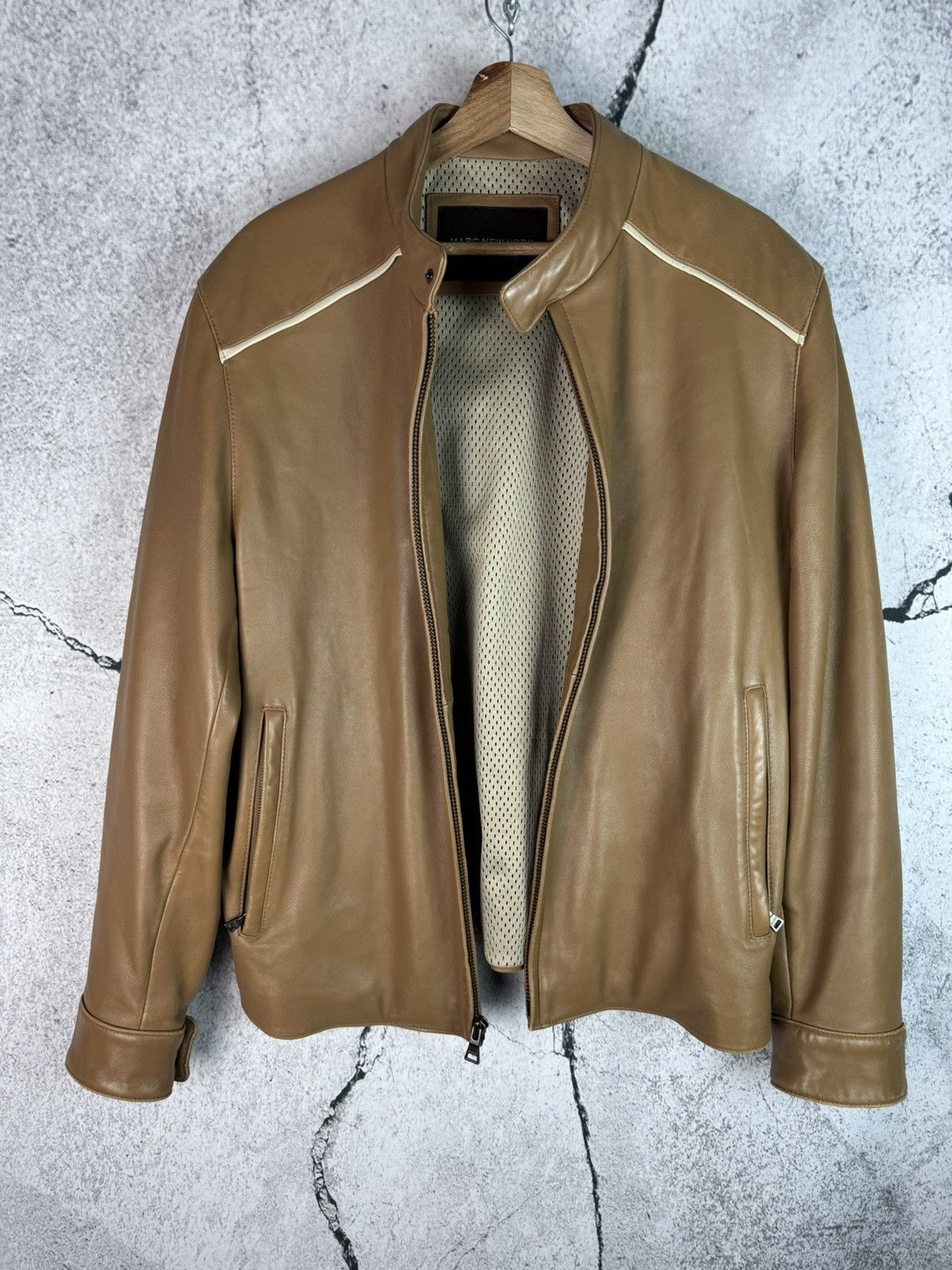Andrew Marc VTG ANDREW MARC New York RACING moto Leather Jacket MEDIUM Size US M / EU 48-50 / 2 - 1 Thumbnail