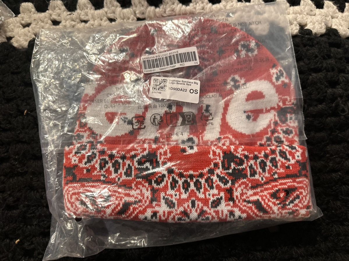 Supreme Supreme Bandana big logo beanie (Red) Size ONE SIZE - 1 Preview