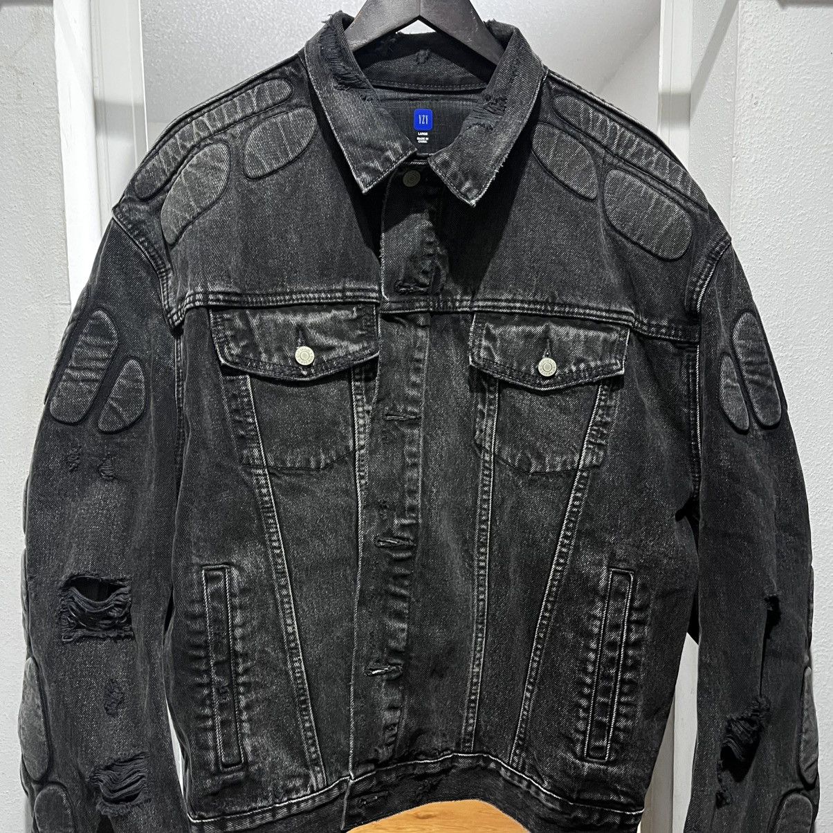 DENIM JACKET BALENCIAGA GAP YEEZY BLACK ジャケット・アウター