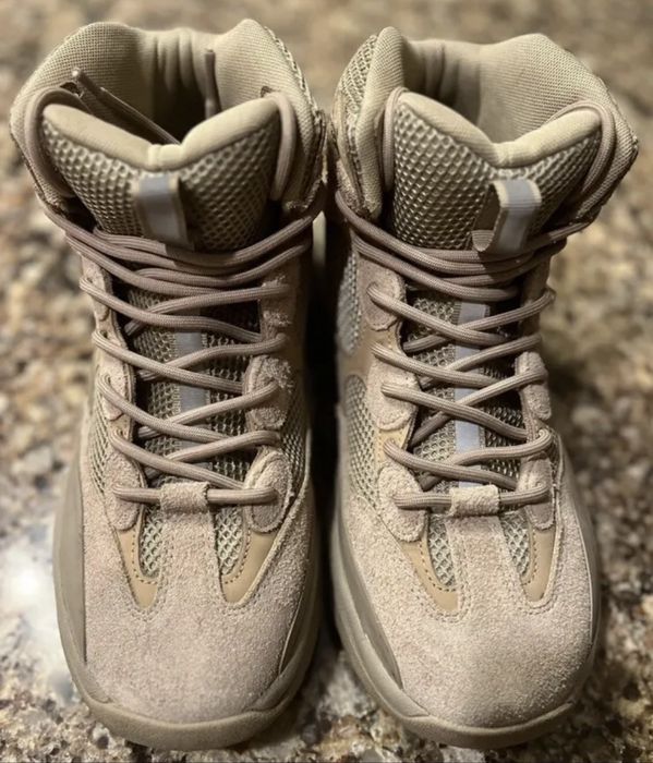 Yeezy desert boot size on sale 11