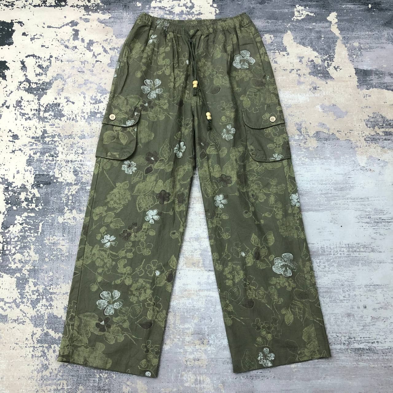 Japanese Brand P592 JAPAN CARGO PANTS FULLPRINT FLOWER MOTIF Size US 36 / EU 52 - 1 Thumbnail
