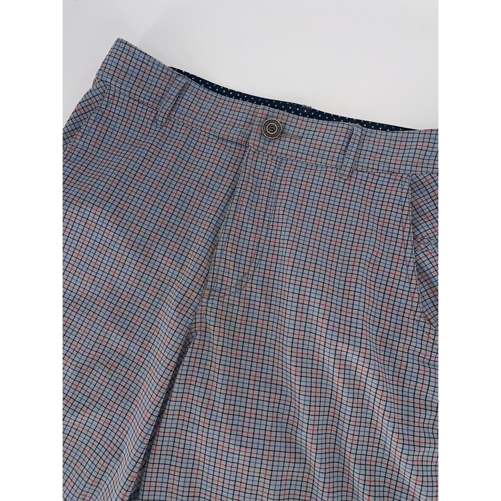 Lululemon Lululemon Mens plaid chino shorts Size US 30 / EU 46 - 2 Thumbnail