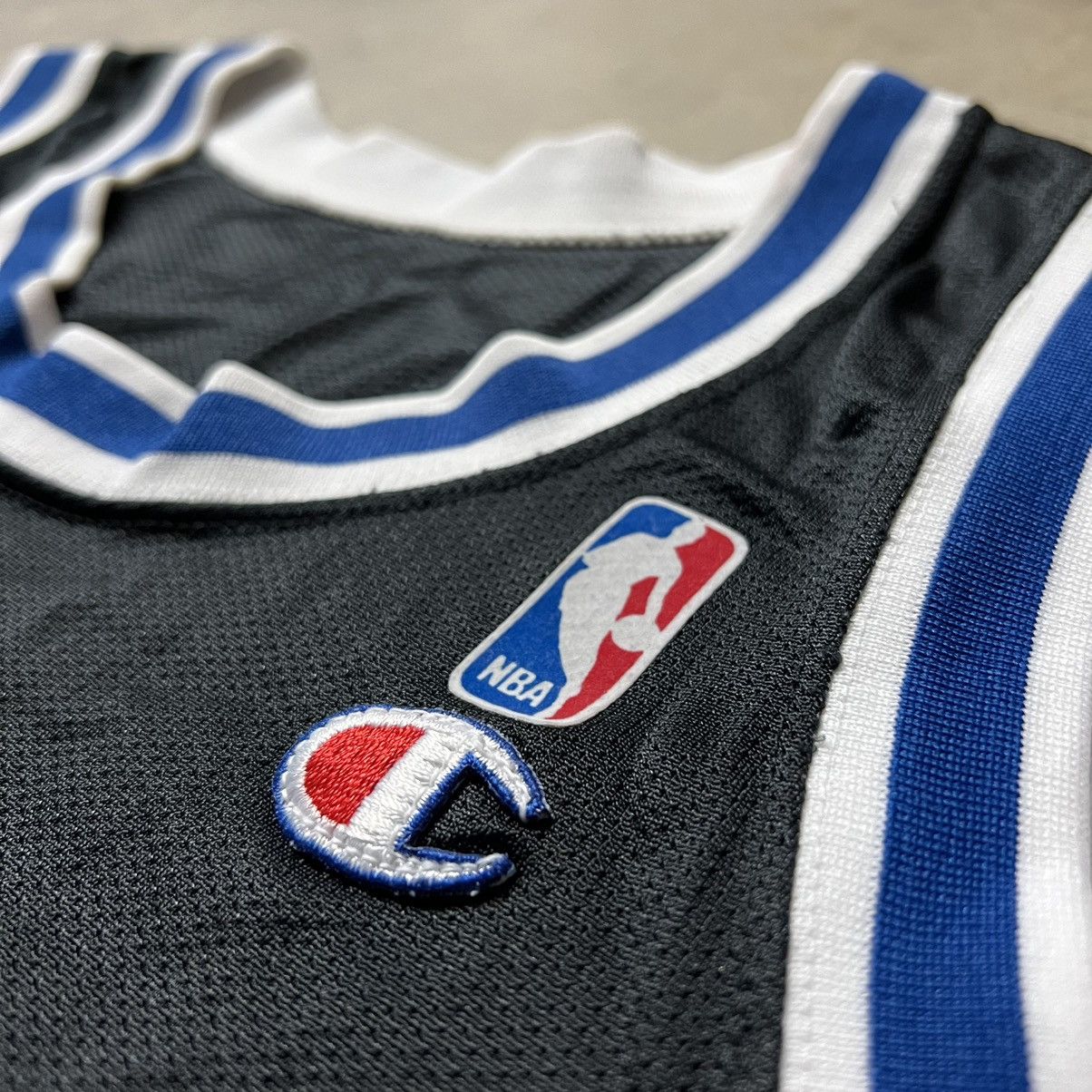 Champion × NBA × Vintage Vintage 90’s NBA Orlando Magic Shaq O’Neal Champion Jersey Size US M / EU 48-50 / 2 - 6 Thumbnail
