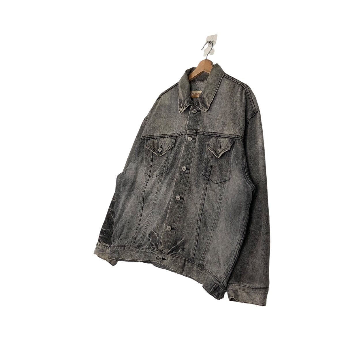 Japanese Brand Vintage Chore Denim Jacket Trucker The Fabulous IsseyMiyake Size US L / EU 52-54 / 3 - 3 Thumbnail
