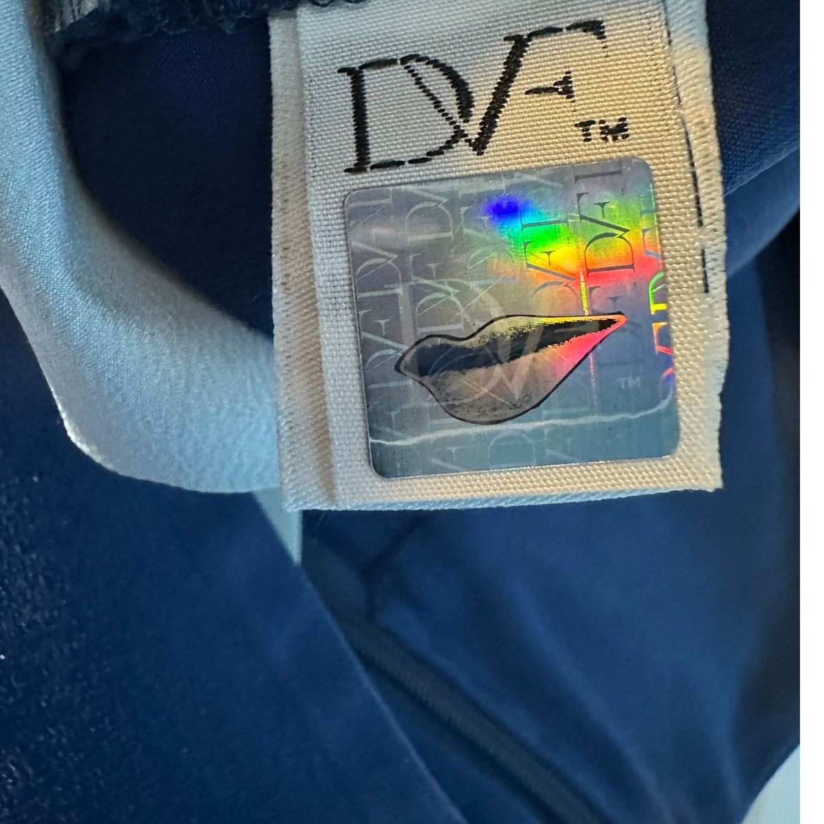Diane von Furstenberg Diane Von Furstenbert Keaka navy crop pleated pants size 6 Size 28" / US 6 / IT 42 - 5 Thumbnail