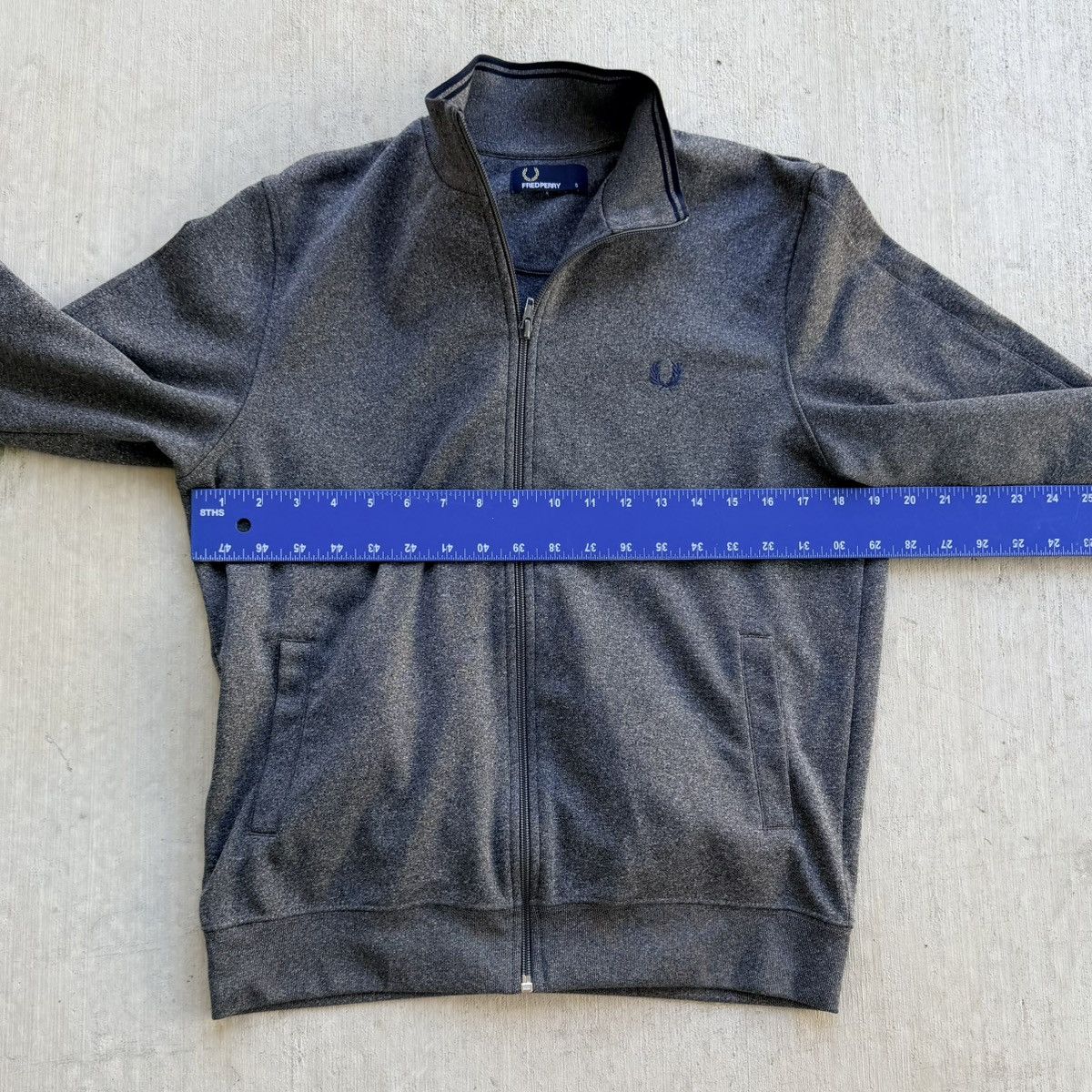 Fred Perry Fred Perry Track Jacket Men Size Small Zip Up Performance Size US S / EU 44-46 / 1 - 7 Thumbnail