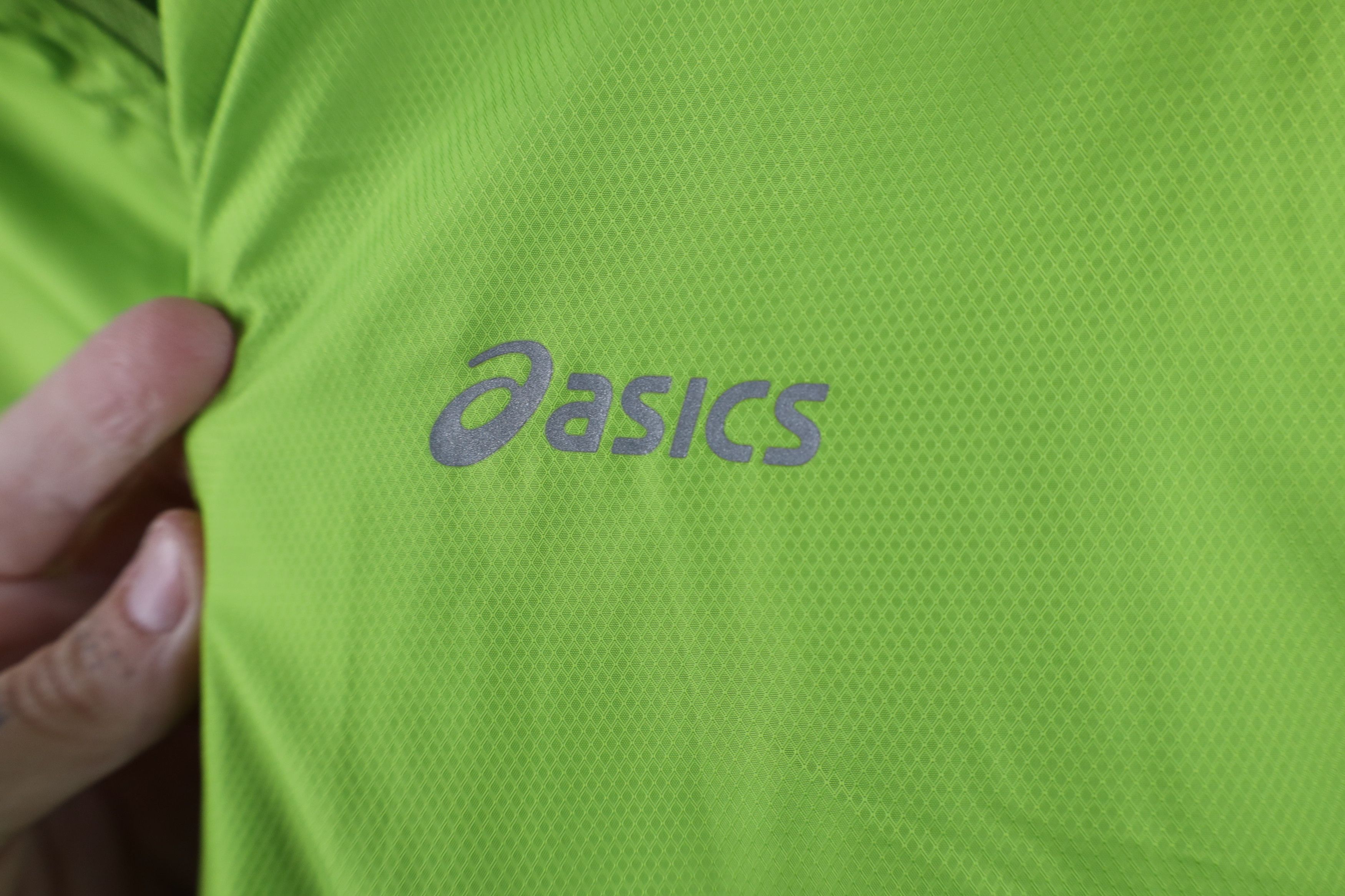 Asics Vintage Asics Reflective Running Rain Windbreaker Jacket Size US M / EU 48-50 / 2 - 4 Thumbnail