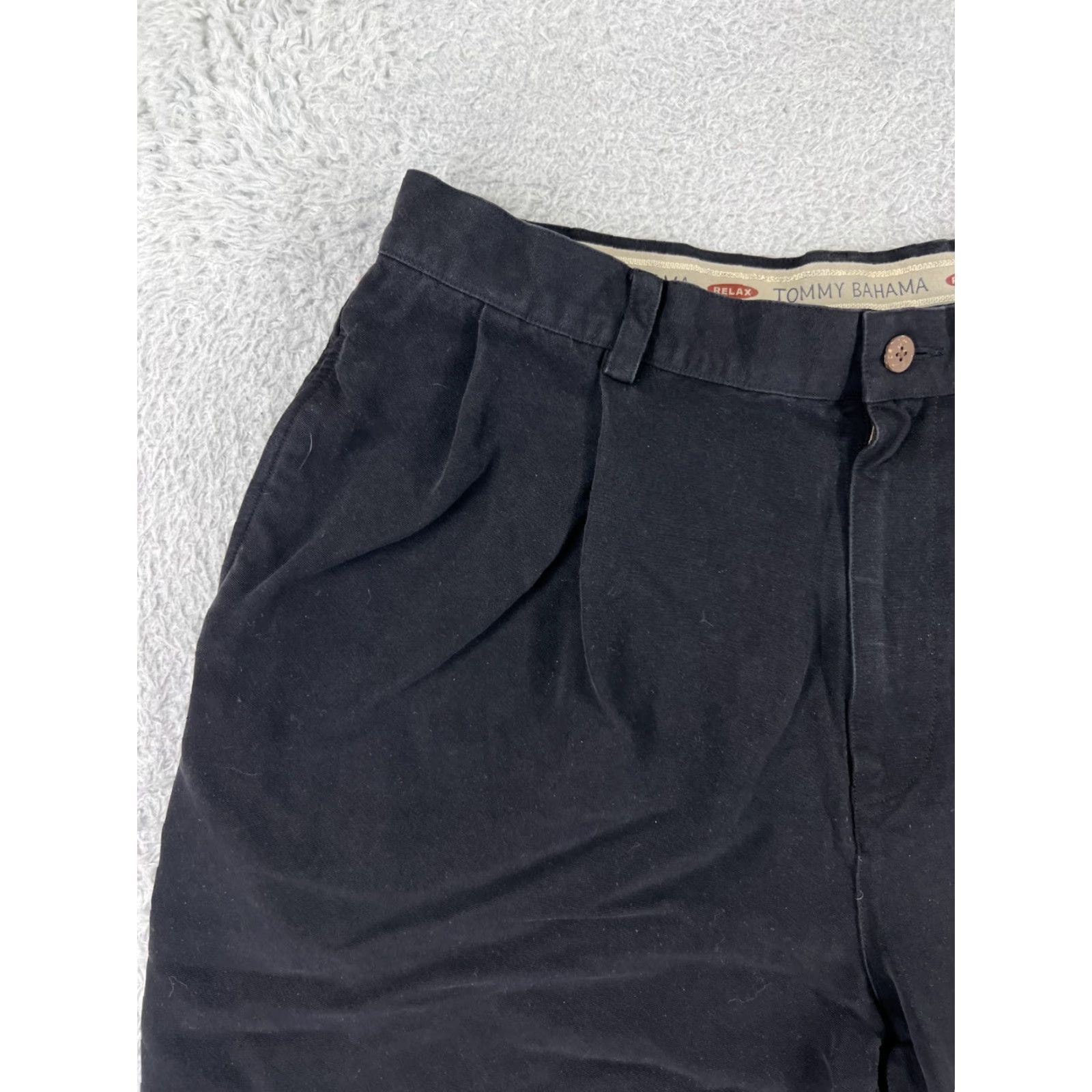 Tommy Bahama Tommy Bahama Shorts Mens 36 Black Silk Pleated Front Relaxed Fit Bermuda Beach Golf Size US 36 / EU 52 - 7 Thumbnail