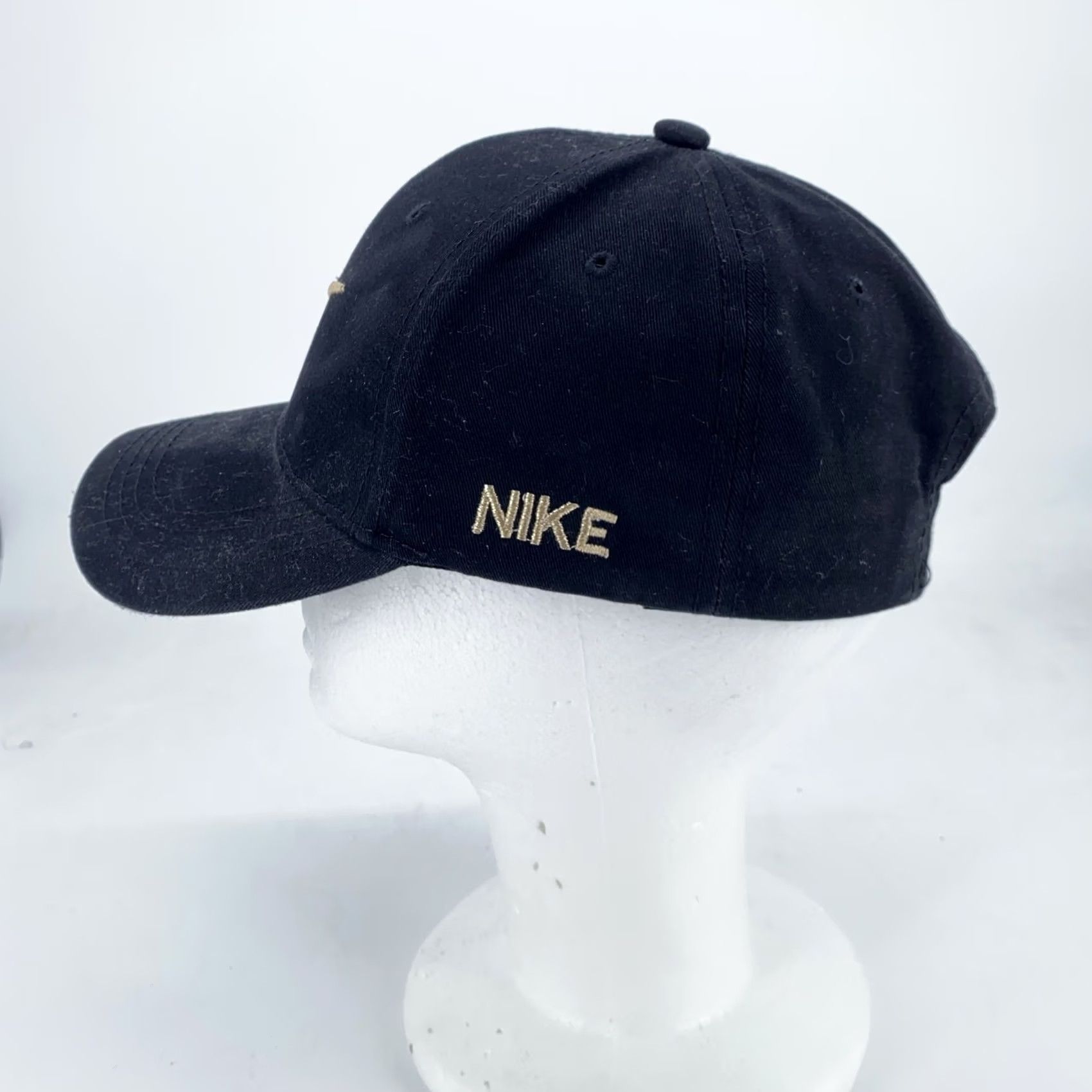 Nike Nike Hat Cap One Size Black Gold Swoosh Embroidered Logo Mens Classic Golf Adjustable Breathable Cotton Solid Baseball Cap Size ONE SIZE - 4 Thumbnail