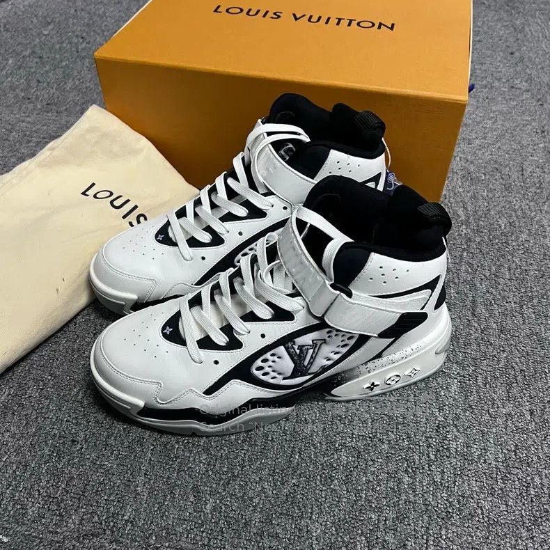 Louis Vuitton Louis Vuitton White and black flower adjustable Velcro bas Size US 6.5 / EU 39-40 - 1 Thumbnail