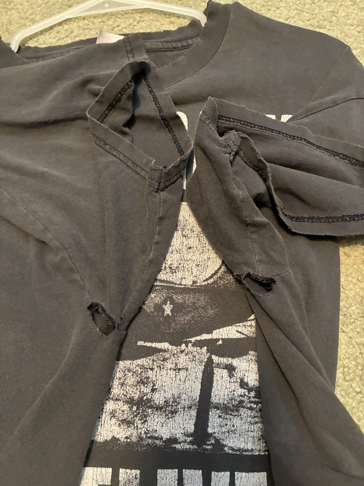 Vintage Vintage 90s Democracy We Deliver distressed tee shirt Size US L / EU 52-54 / 3 - 8 Thumbnail