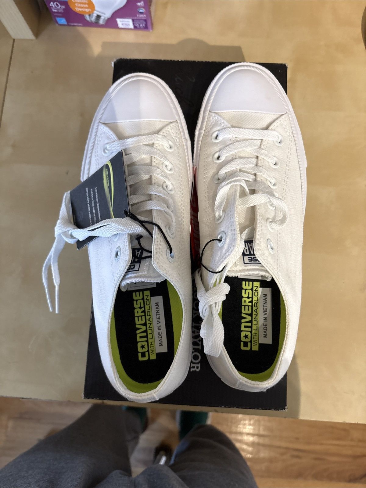Converse Converse Chuck Taylor II OX White Men’s 7.5 Authentic Size US 7.5 / EU 40-41 - 3 Thumbnail