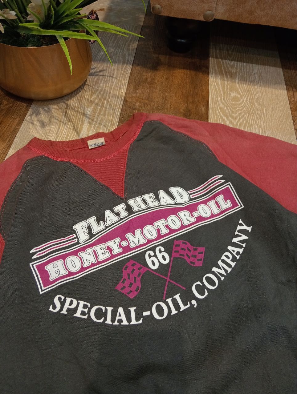 The Flat Head THE FLAT HEAD HONEY MOTOR OIL SWEATSHIRT - SIZE XL Size US XL / EU 56 / 4 - 4 Thumbnail