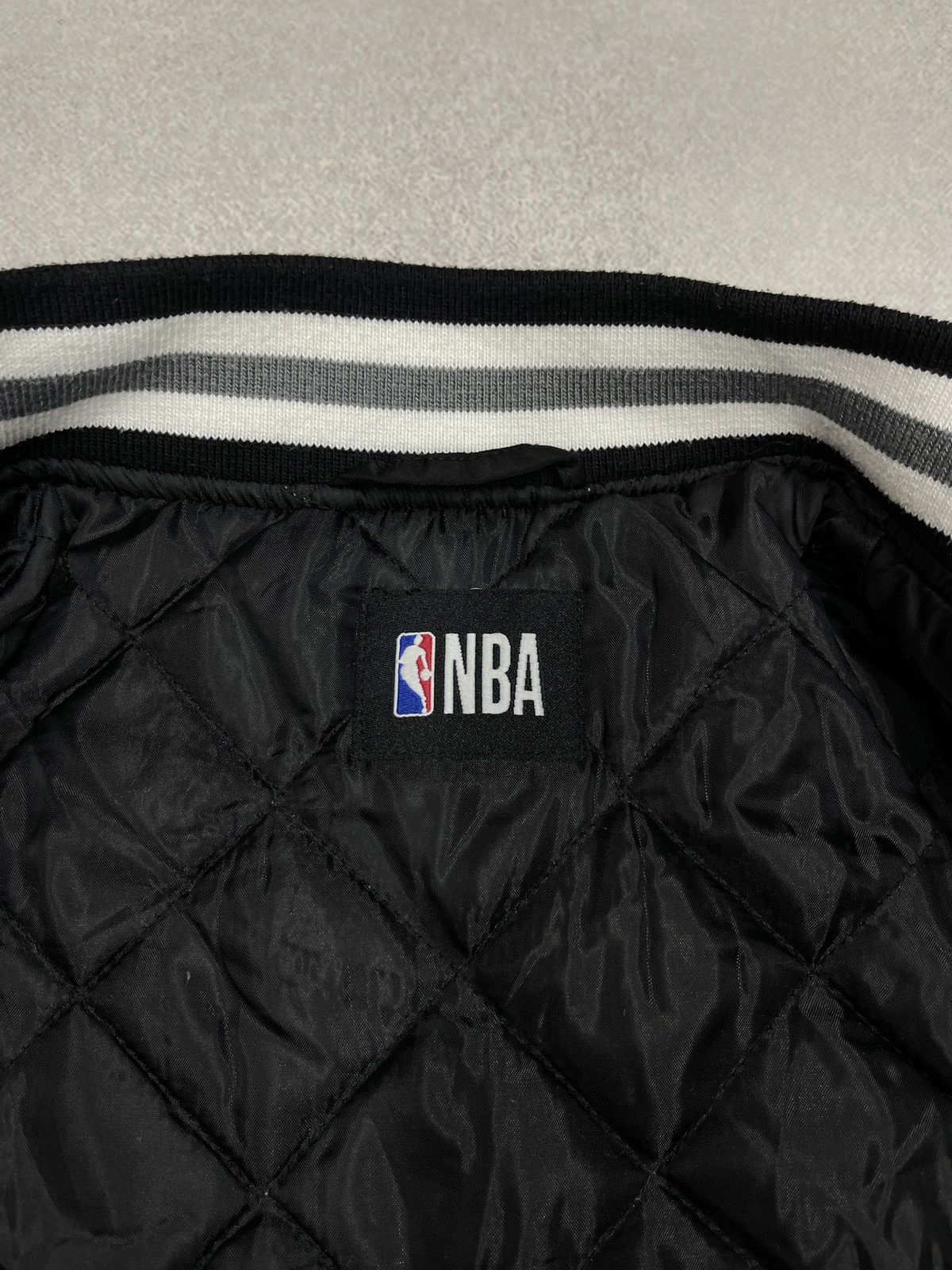 NBA Primark NBA Brooklyn Nets Durant 7 Bomber Jacket Black Size US M / EU 48-50 / 2 - 14 Thumbnail