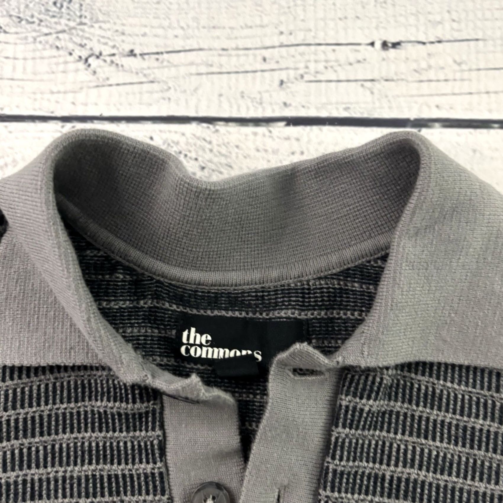 Vintage The Commons Knit Short Sleeve Button Front Sweater Polo Shirt Mens L Gray Size US L / EU 52-54 / 3 - 2 Thumbnail