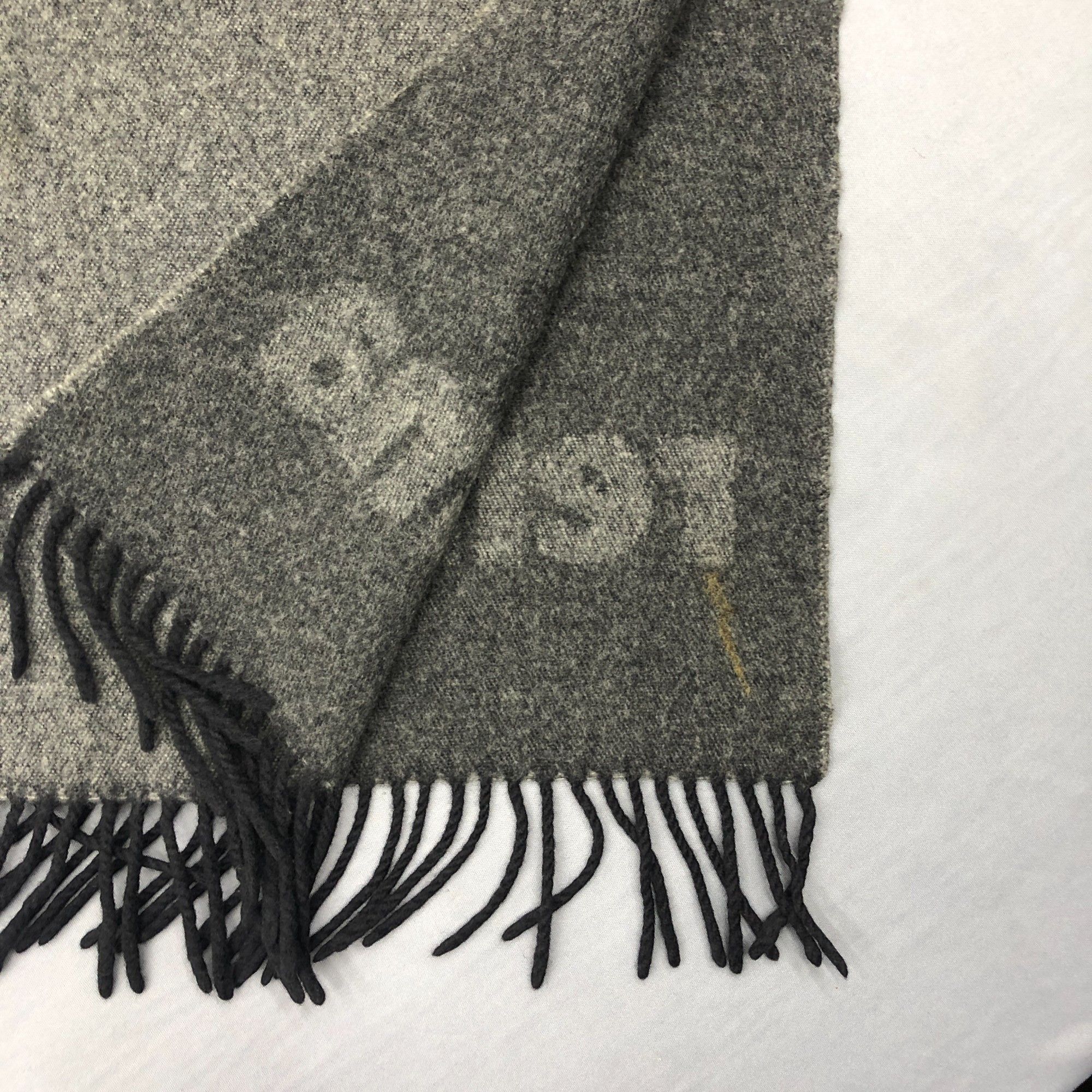 Renoma Vintage Renoma Scarf Muffler Wool Winter Fringe Scarves Size ONE SIZE - 5 Thumbnail