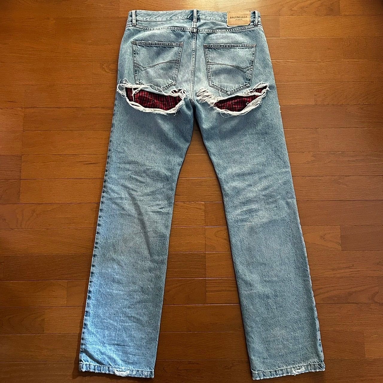 Balenciaga BALENCIAGA Destroyed Boxer Jeans Size US 29 - 2 Thumbnail
