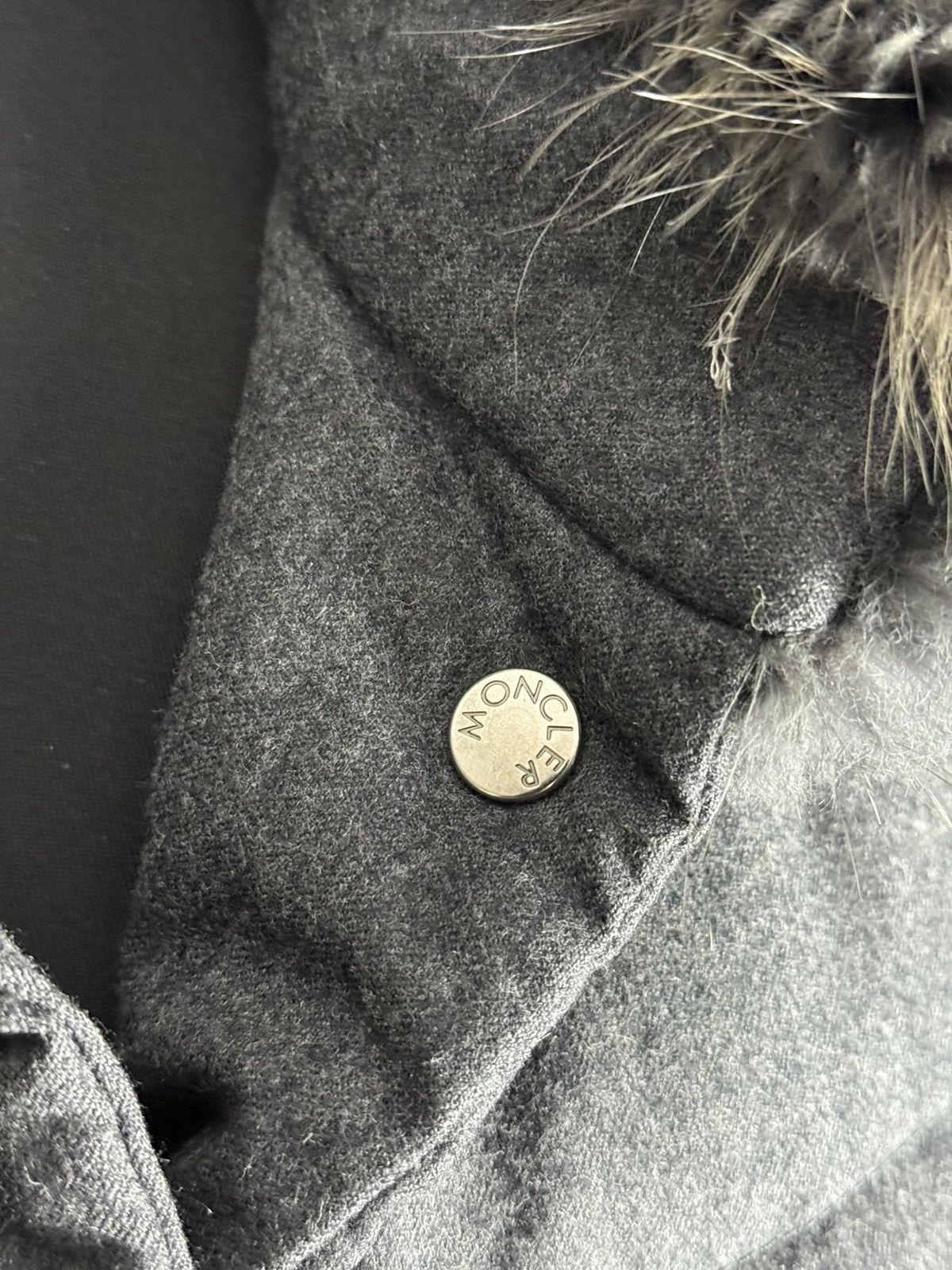 Moncler Moncler Seyne Giubbotto Women’s Down Coat Jacket Fur Grey Size XS / US 0-2 / IT 36-38 - 7 Thumbnail