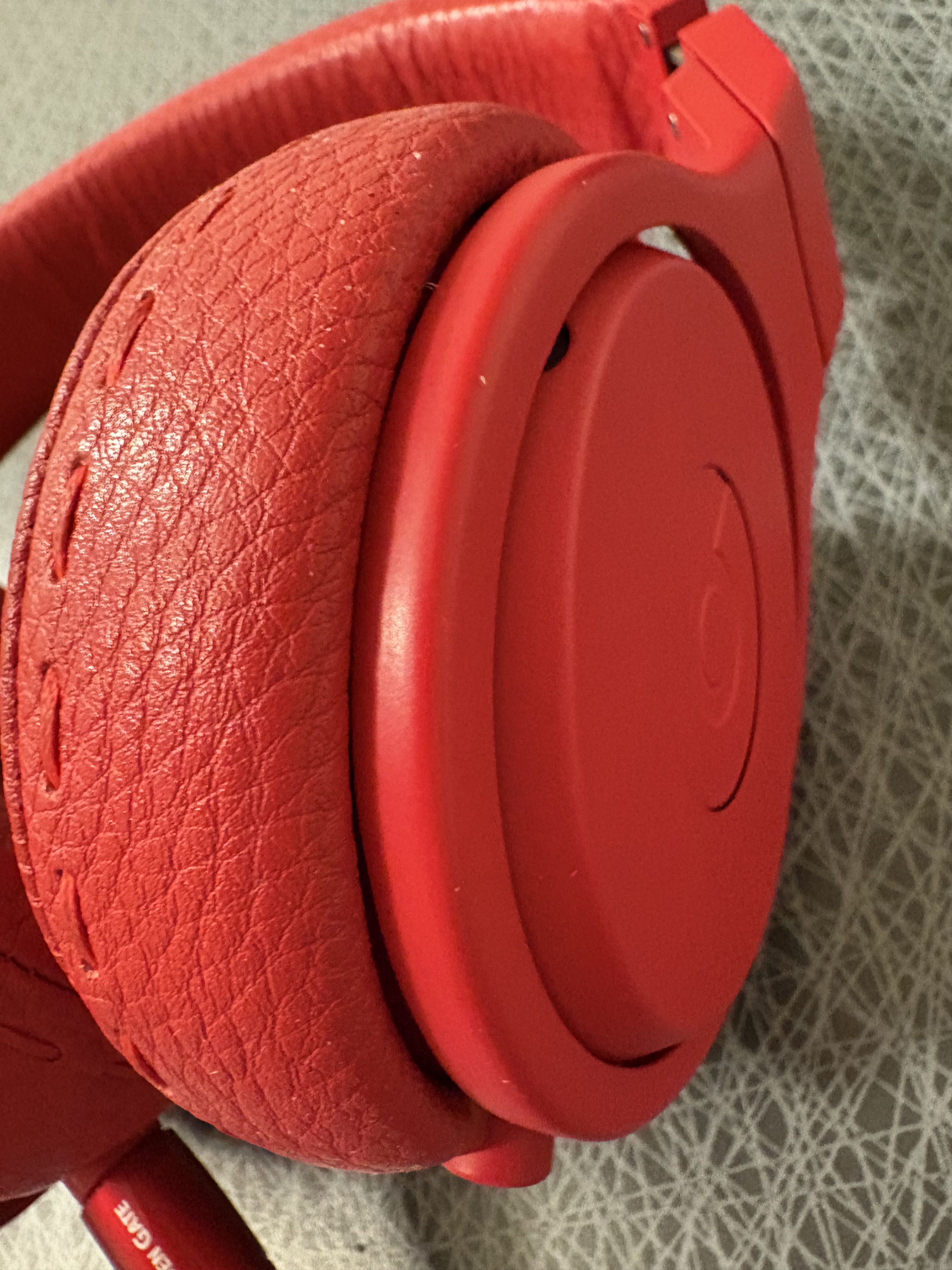Beats By Dre beats pro X fendi 2014 runway RARE Size ONE SIZE - 2 Thumbnail