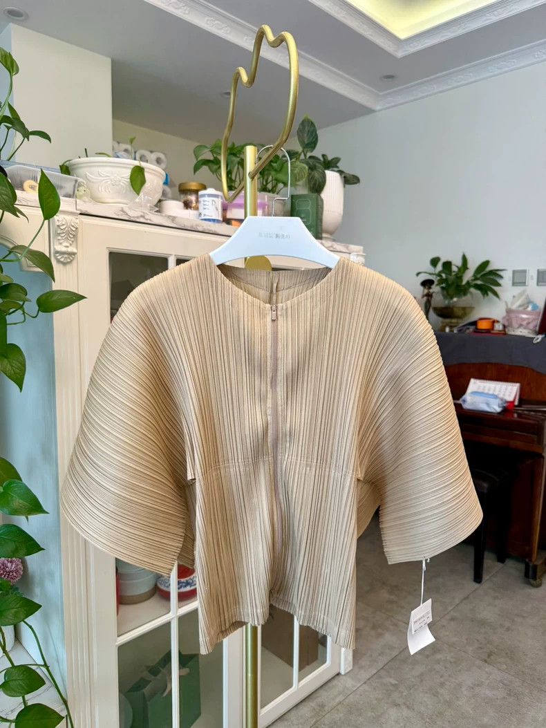 Issey Miyake Issey Miyake size:one size Yellow zippered cardigan jacket Size XS / US 0-2 / IT 36-38 - 2 Thumbnail