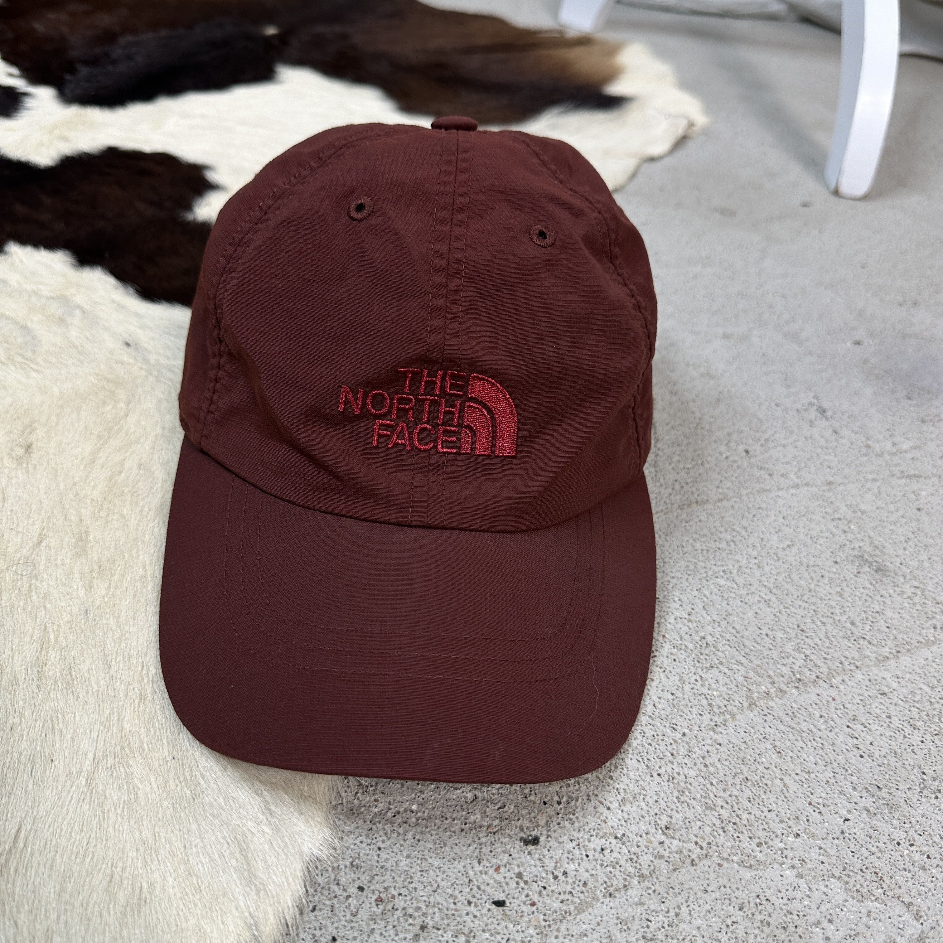 The North Face × Vintage Vintage Streetwear Y2K Sportswear The North Face Hat Size ONE SIZE - 4 Thumbnail