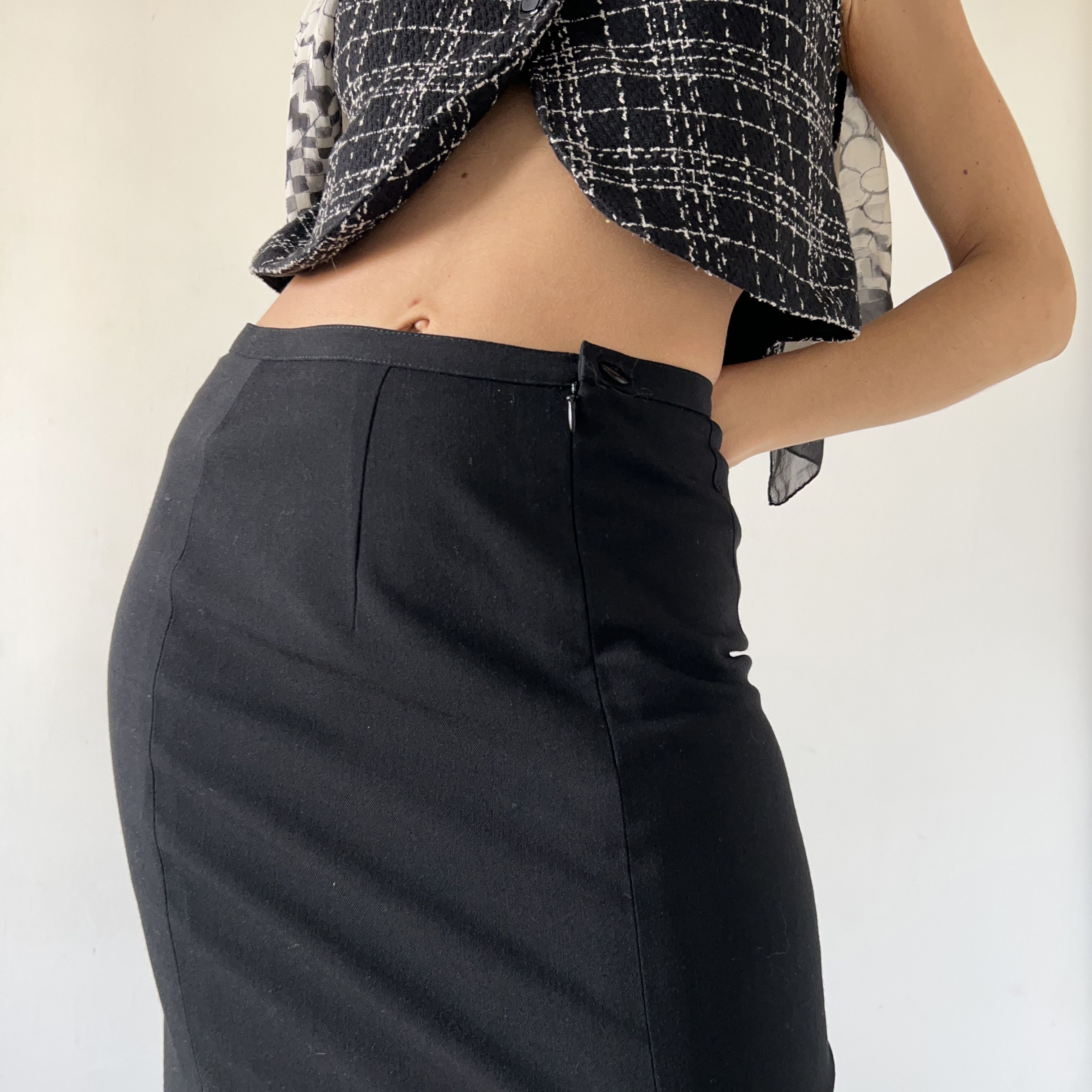 Vintage Vintage 90s black wool blend pencil skirt Size 30" / US 8 / IT 44 - 6 Thumbnail