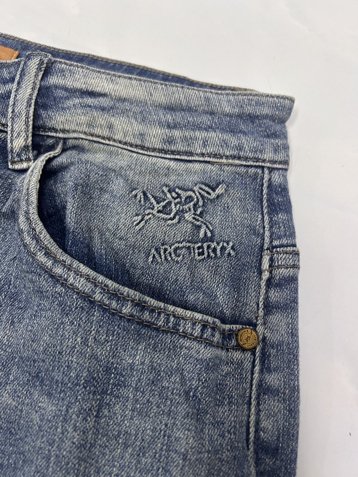 Arc'teryx × Vintage Vintage ARC'TERYX Vogue Design Distressed Denim Size US 31 - 12 Thumbnail
