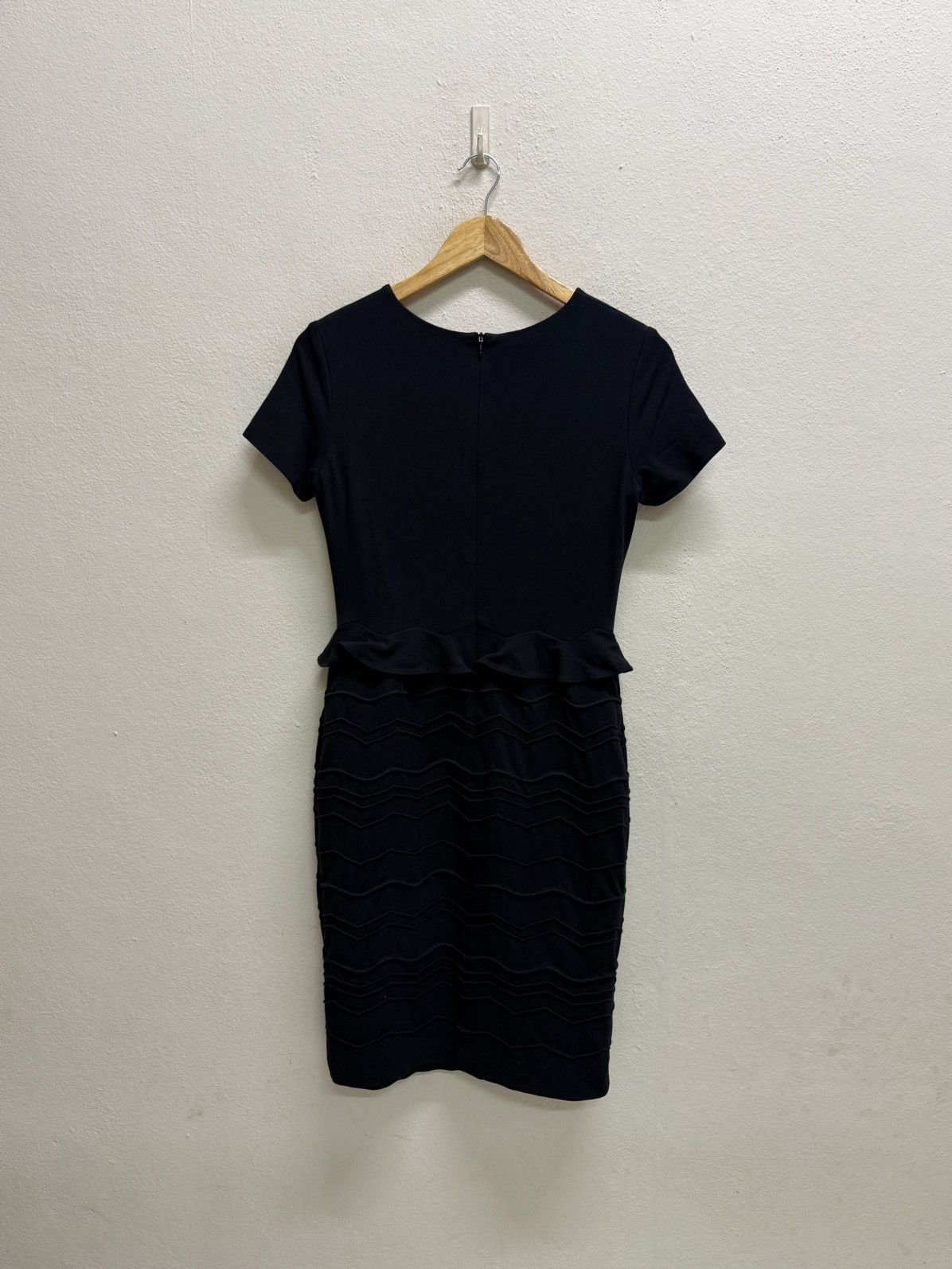 Escada Escada peplum dress with a chevron- pattern skirt Size S / US 4 / IT 40 - 20 Thumbnail