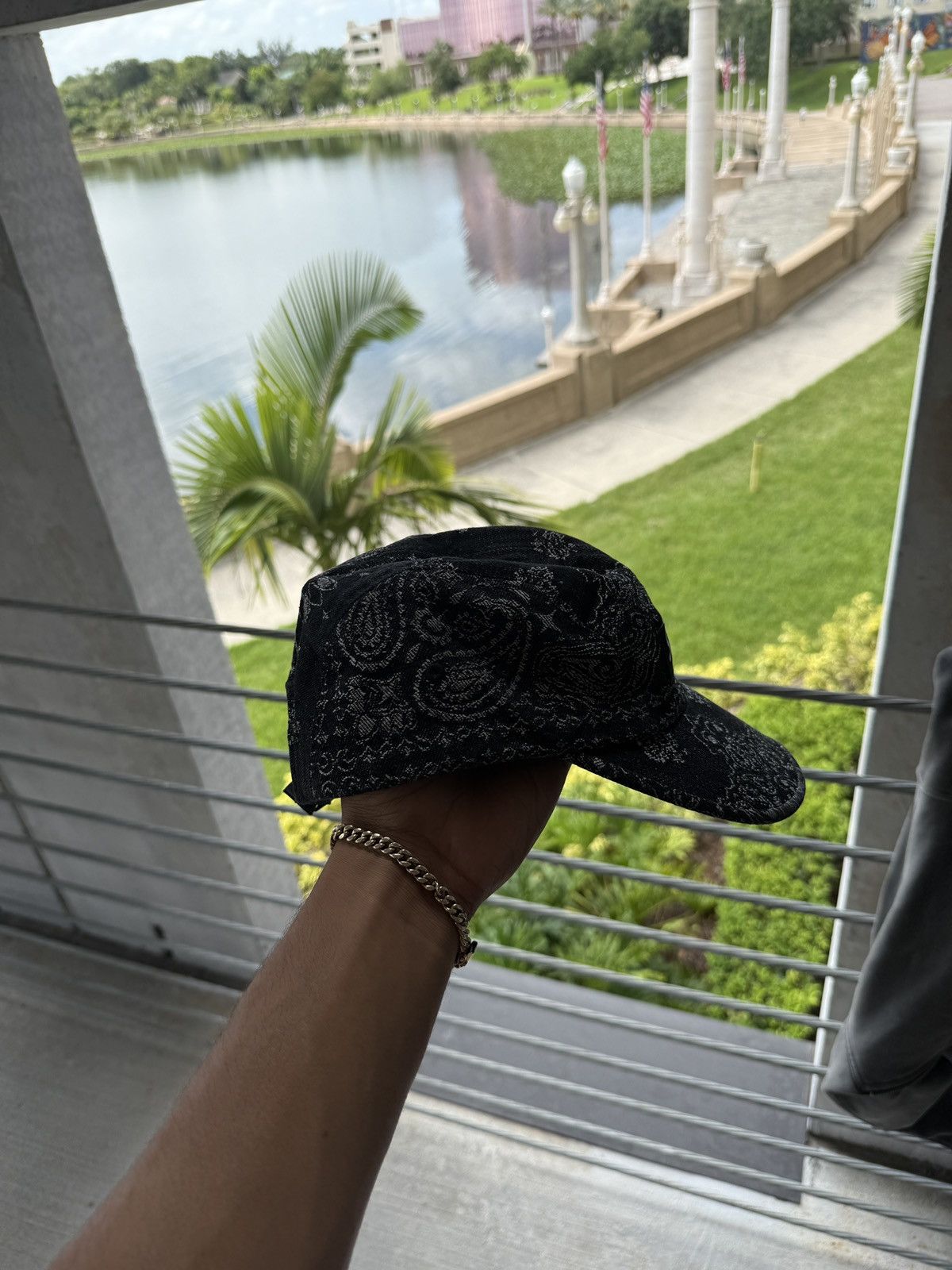 Supreme Supreme bandana denim hat SS25 Size ONE SIZE - 2 Thumbnail