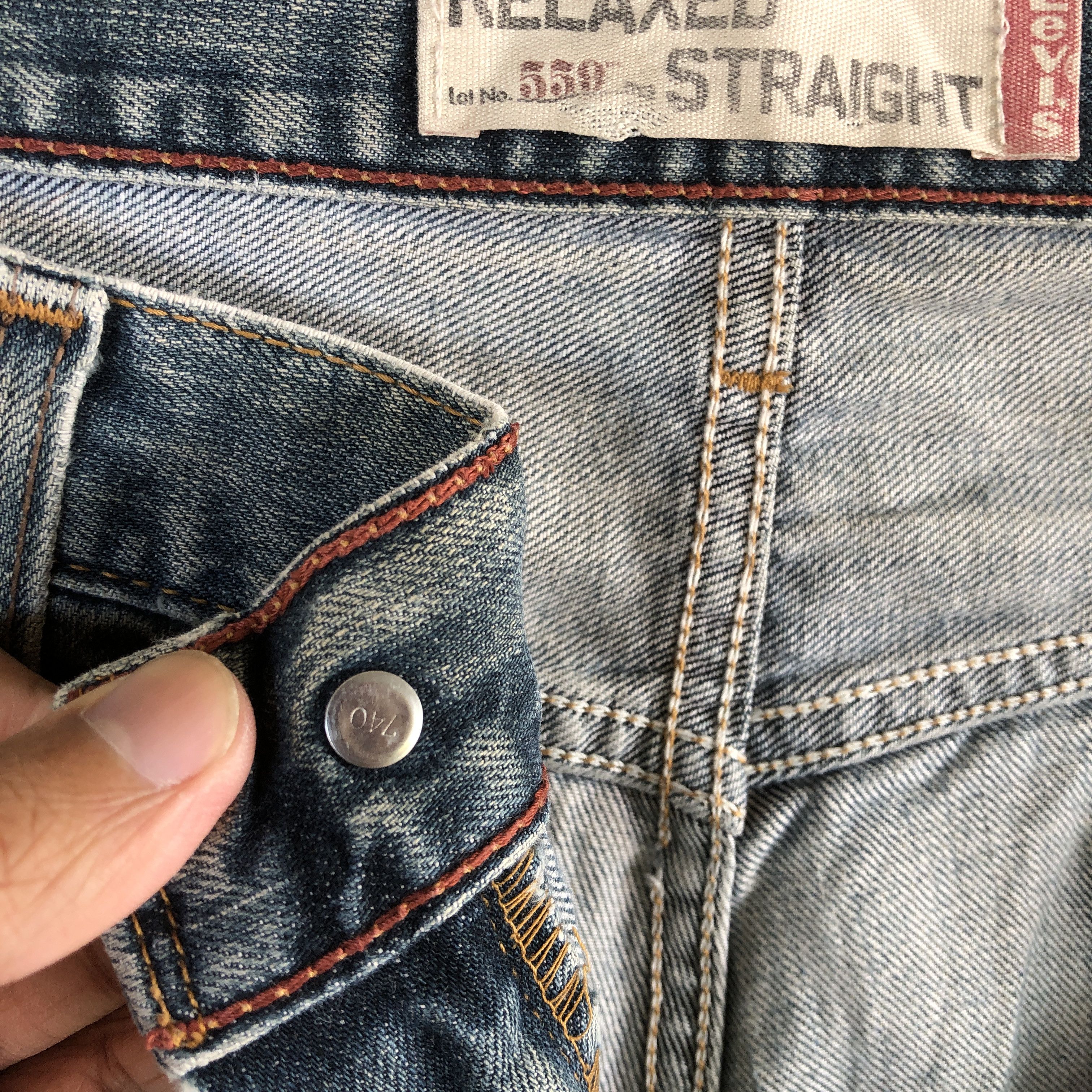 Levi's Vintage Levis Baggy Jeans Levi's 559 Faded Light Wash Denim Size US 34 / EU 50 - 6 Thumbnail