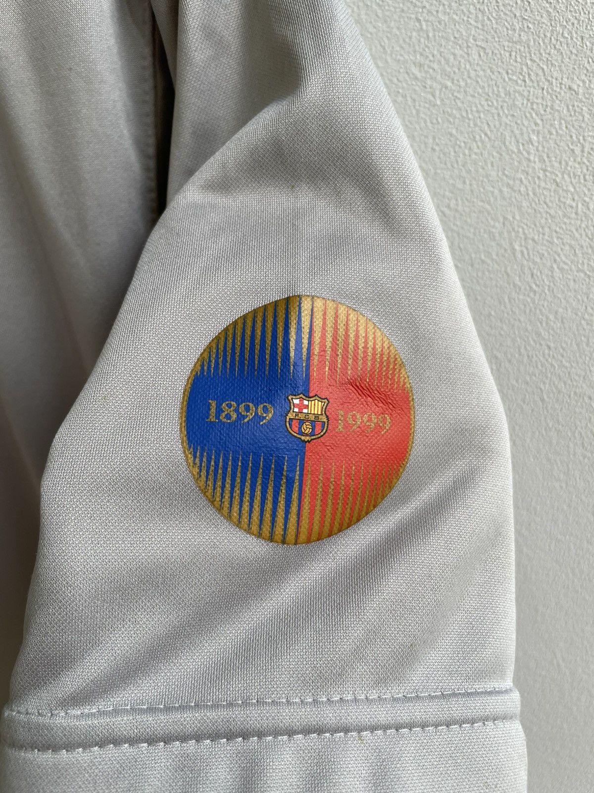 Vintage Barcelona 1998 2001 Away Football Shirt Soccer Jersey Nike Size US XS / EU 42 / 0 - 6 Thumbnail