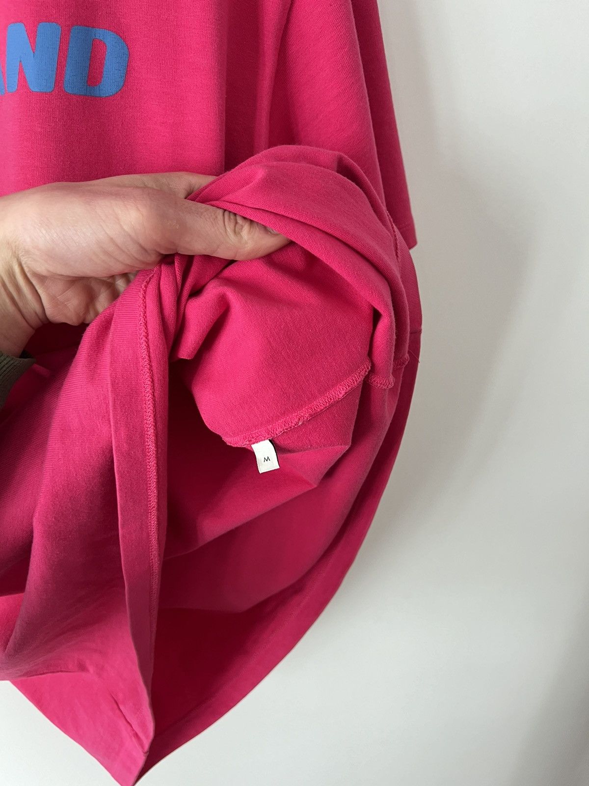 Gucci Band pink tee Size US M / EU 48-50 / 2 - 14 Thumbnail