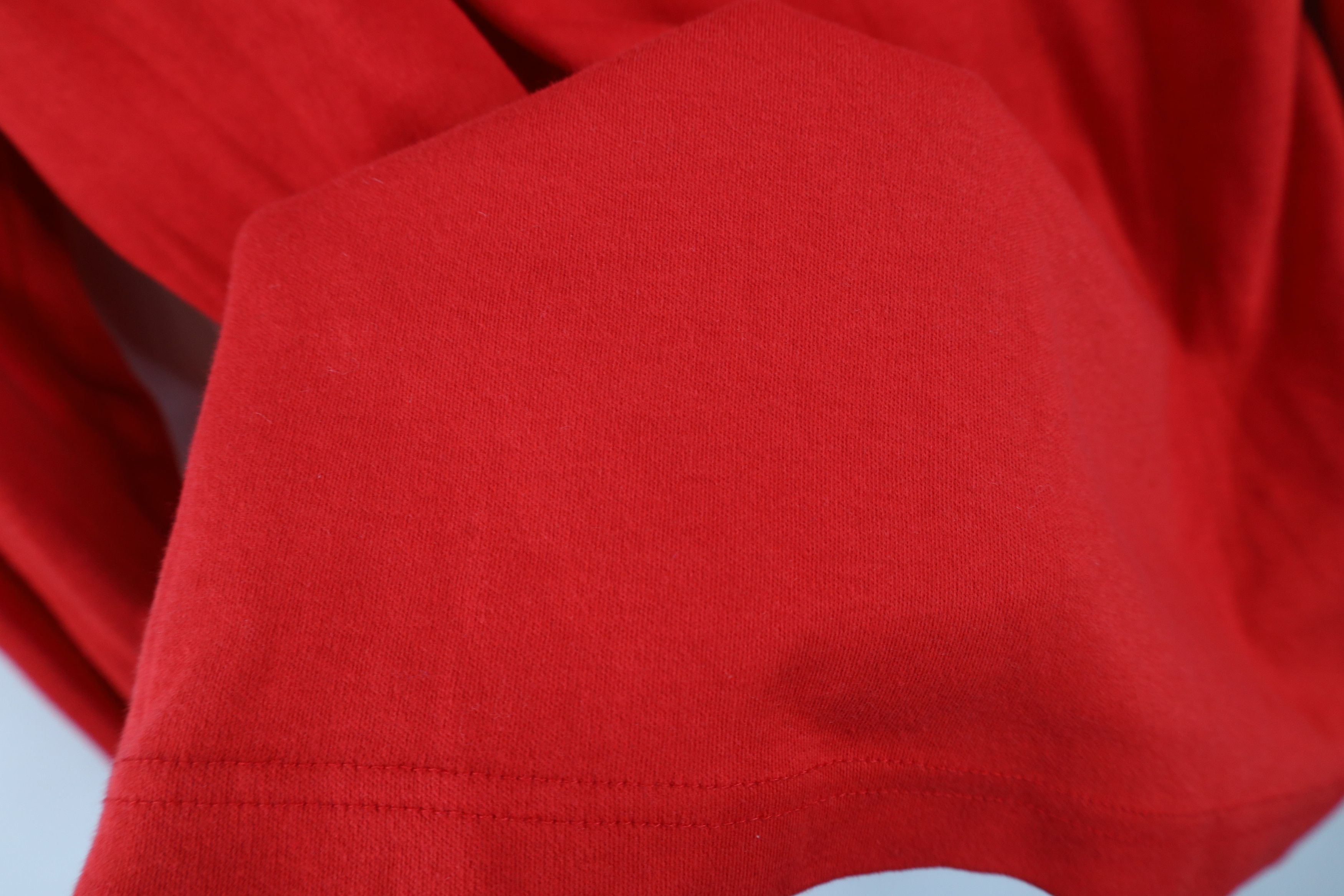 Vintage Vintage 90s Detroit Red Wings Hockey Turtleneck T-Shirt USA Size US S / EU 44-46 / 1 - 6 Thumbnail