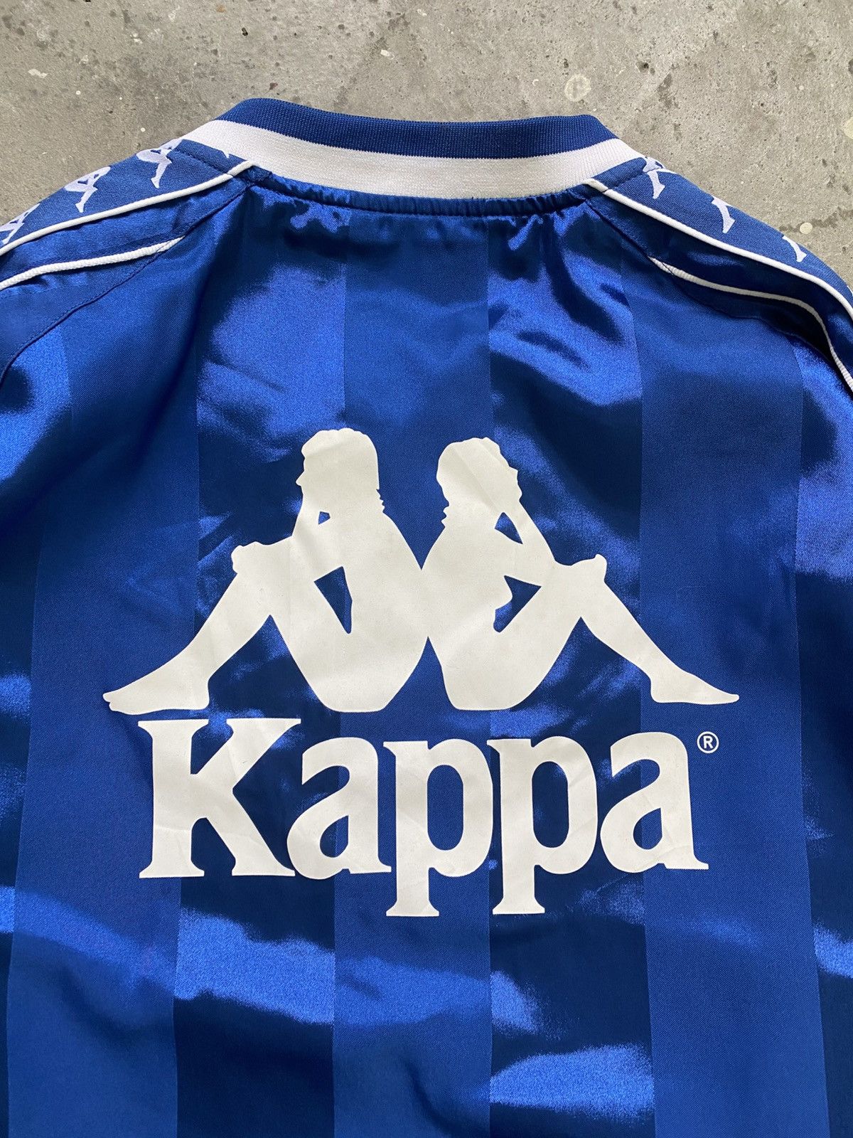 Kappa Vintage Kappa Italy Side Tape V Neck Jersey Size US L / EU 52-54 / 3 - 9 Thumbnail