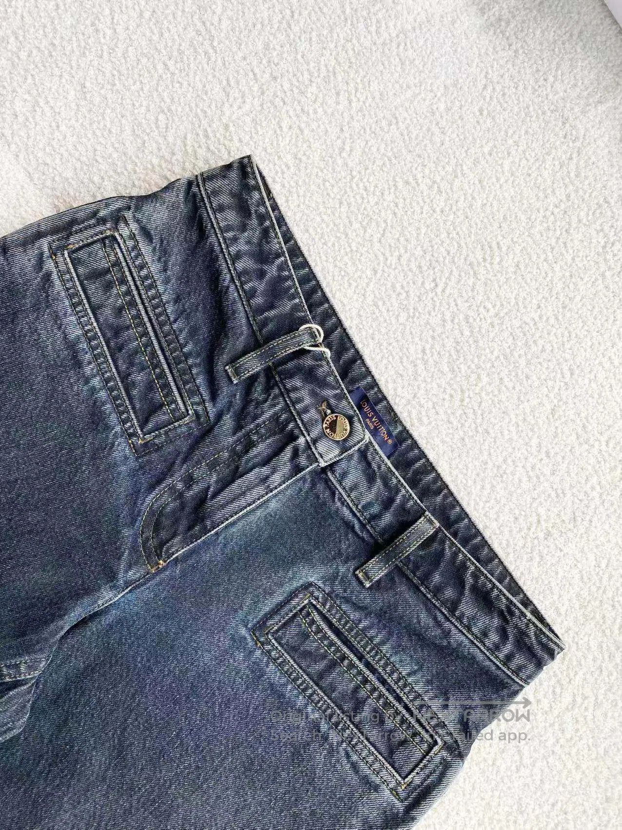 Louis Vuitton Louis Vuitton Letter logo wide-leg jeans| Size 24" / US 00 / IT 34 - 4 Thumbnail
