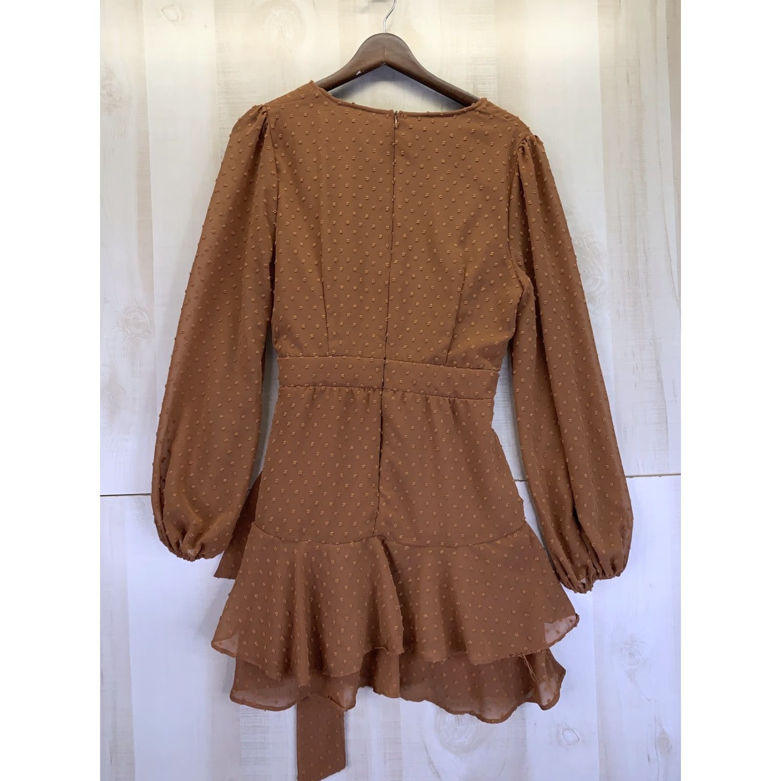 Boohoo Boohoo Ruffle Hem Dobby Chiffon Mini Dress Carmel Womens 8 NWT-9493 Size M / US 6-8 / IT 42-44 - 6 Thumbnail