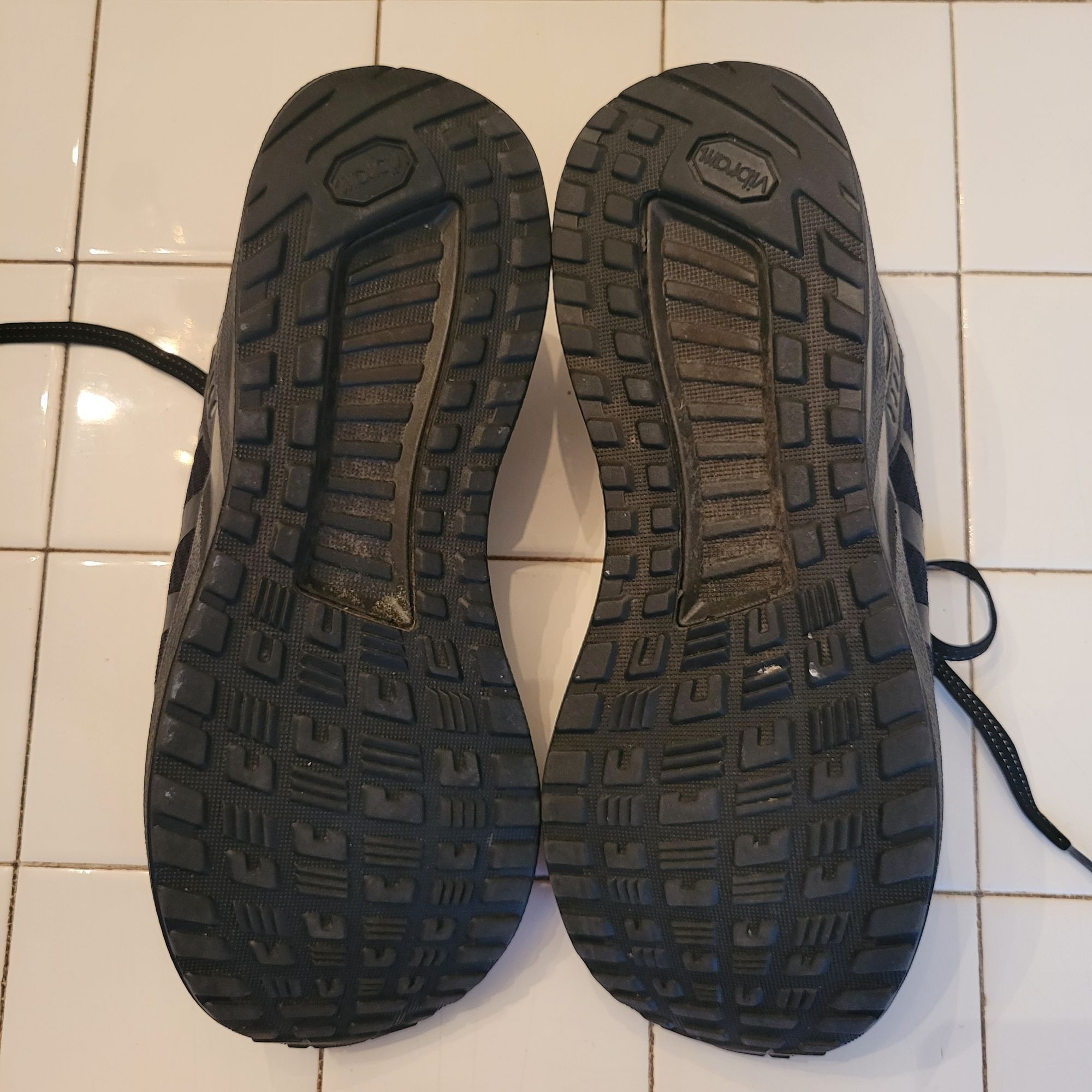 Other SAS Black Athletic Walking Shoes Mission One Comfort Vibram Size US 10 / EU 43 - 8 Thumbnail
