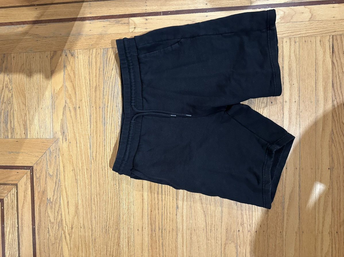 H&M Black Athletic Cut Sweat Shorts (Size Medium) Size US 34 / EU 50 - 2 Thumbnail