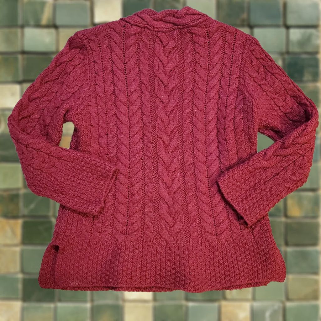 Market VINTAGE Aran Market Ireland Womens Sweater S Merino Wool Cable Knit Wine Red 80s Classic Size S / US 4 / IT 40 - 1 Thumbnail